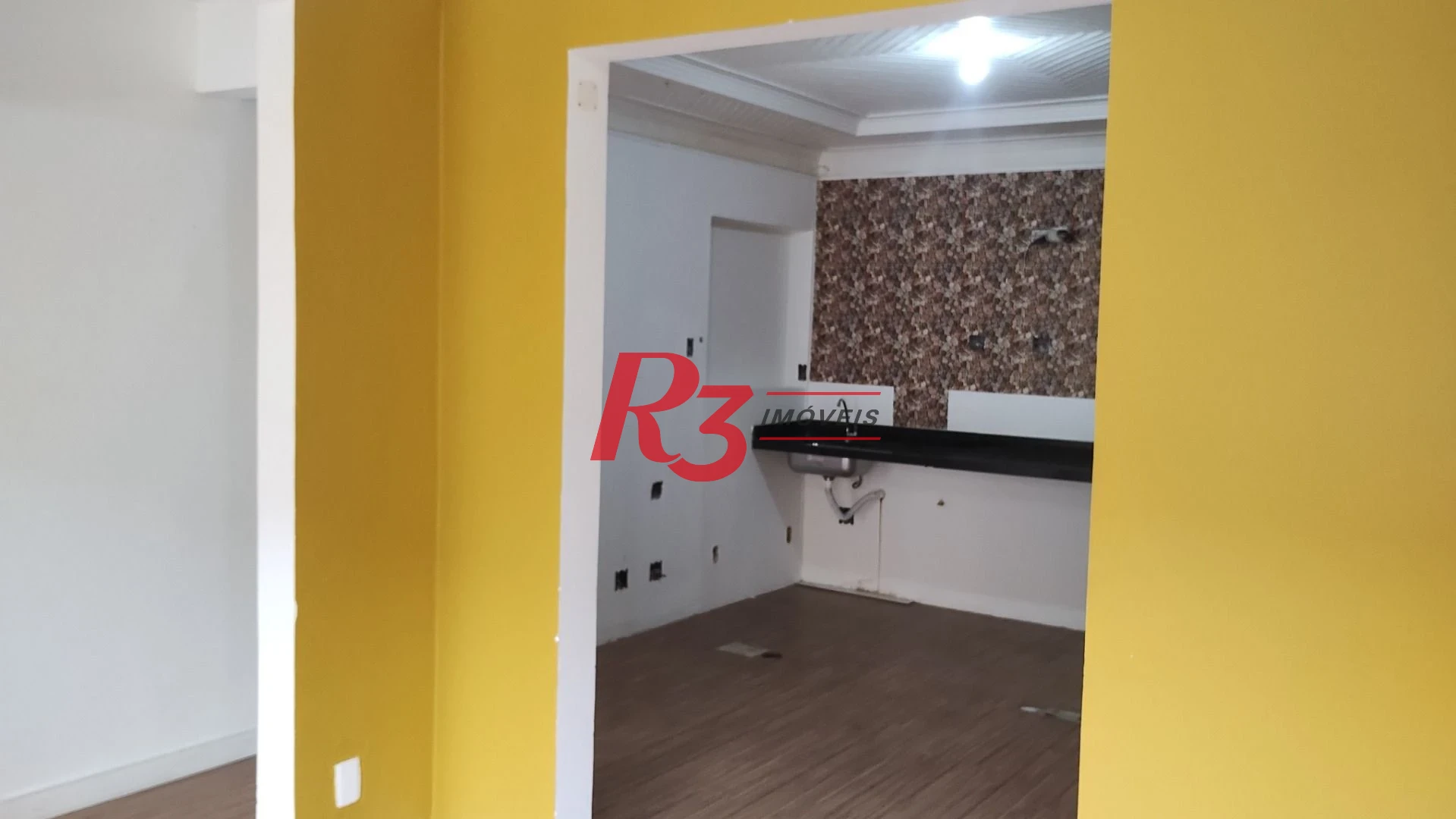 Casa com 3 dormitórios para alugar, 127 m² por R$ 6.424,34/mês - Boqueirão - Santos/SP