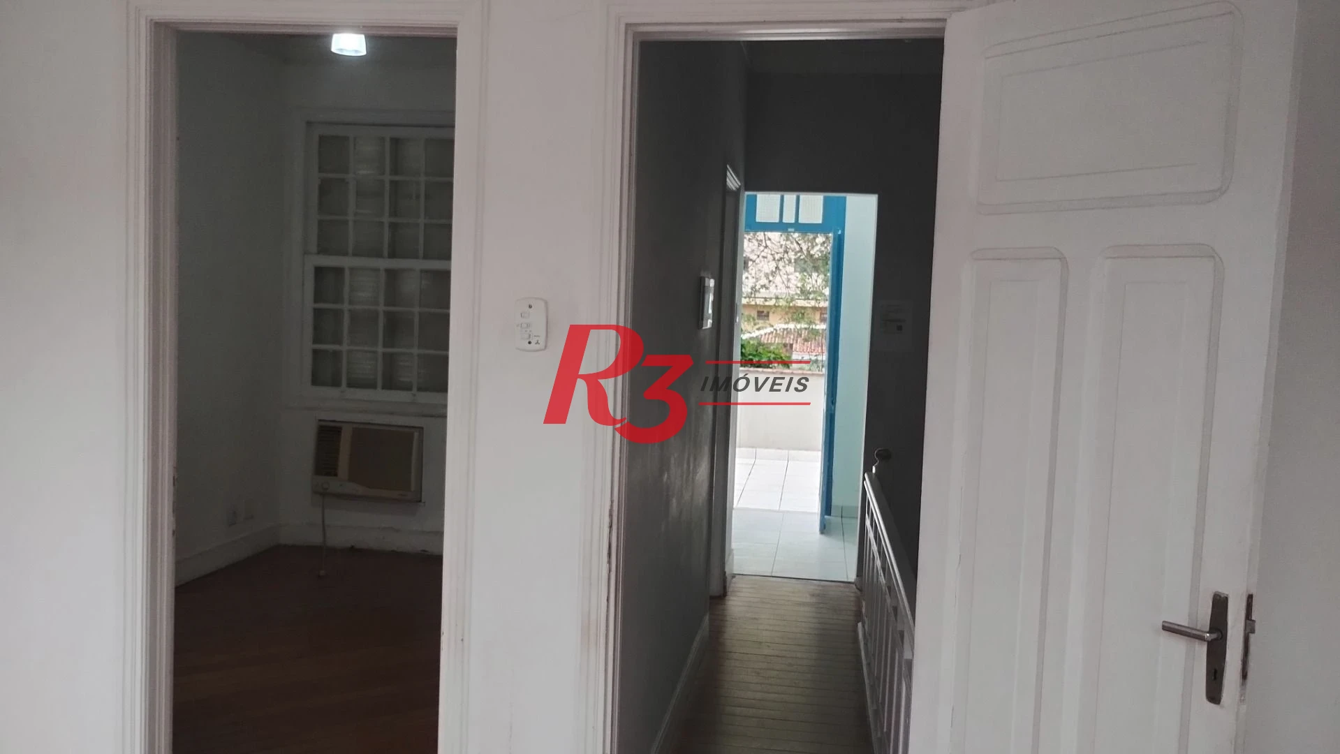 Casa com 3 dormitórios para alugar, 127 m² por R$ 6.424,34/mês - Boqueirão - Santos/SP