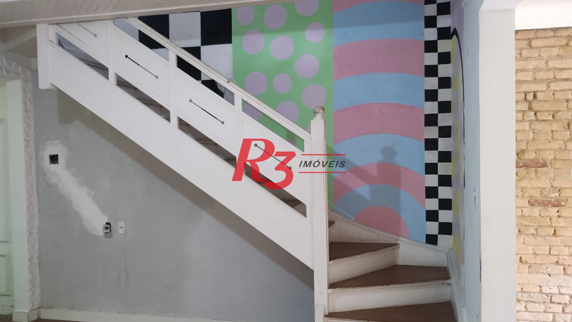 Casa com 3 dormitórios para alugar, 127 m² por R$ 6.424,34/mês - Boqueirão - Santos/SP