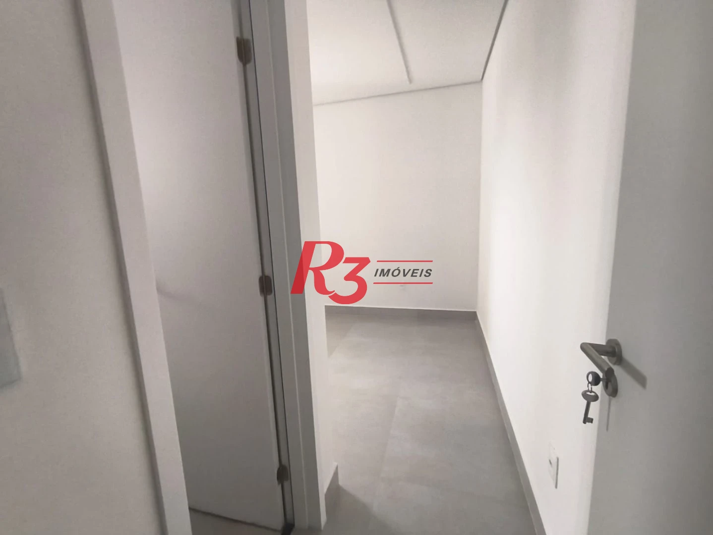 Apartamento com 2 dormitórios à venda, 67 m² por R$ 720.000,00 - Macuco - Santos/SP