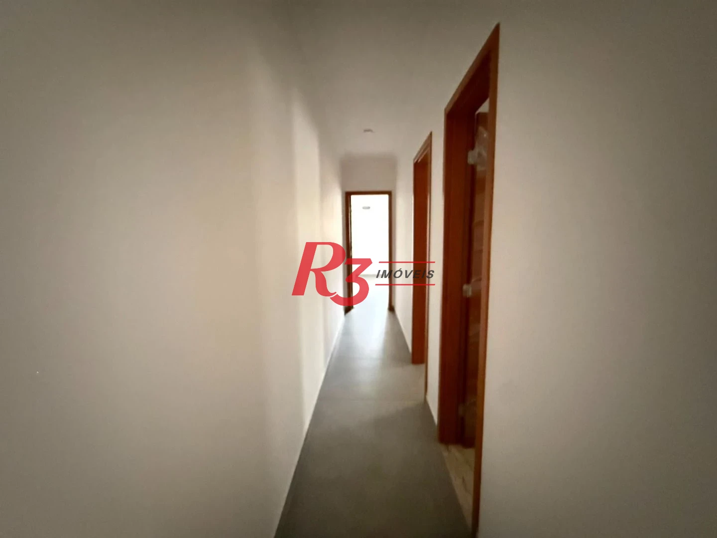 Apartamento com 2 dormitórios à venda, 65 m² por R$ 520.000,00 - Macuco - Santos/SP