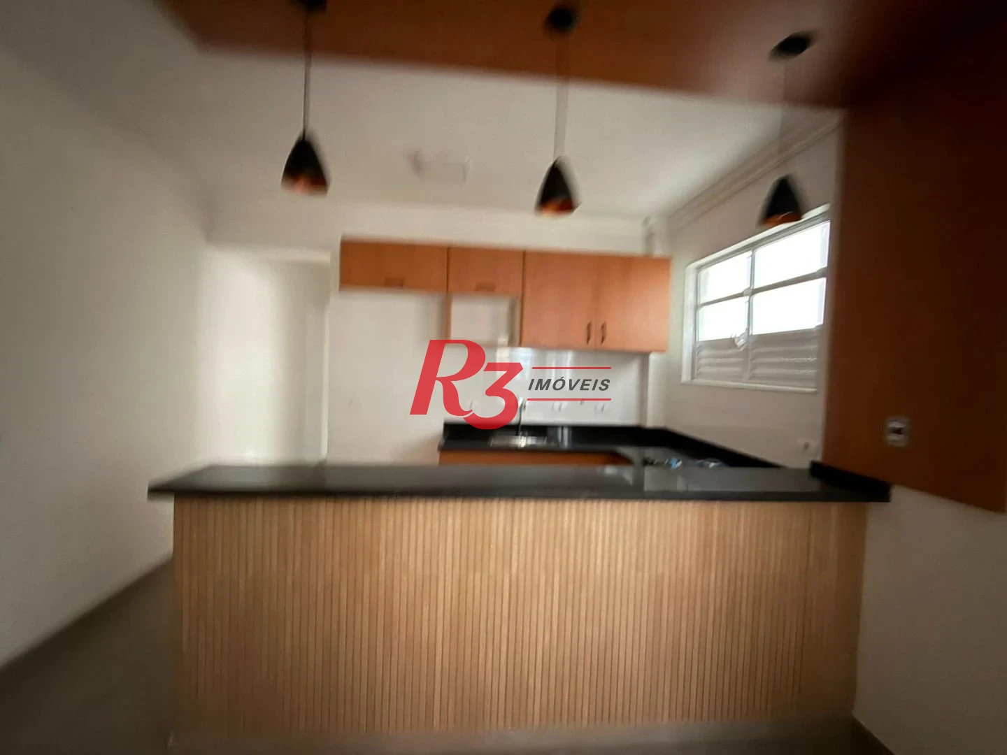Apartamento com 2 dormitórios à venda, 65 m² por R$ 520.000,00 - Macuco - Santos/SP