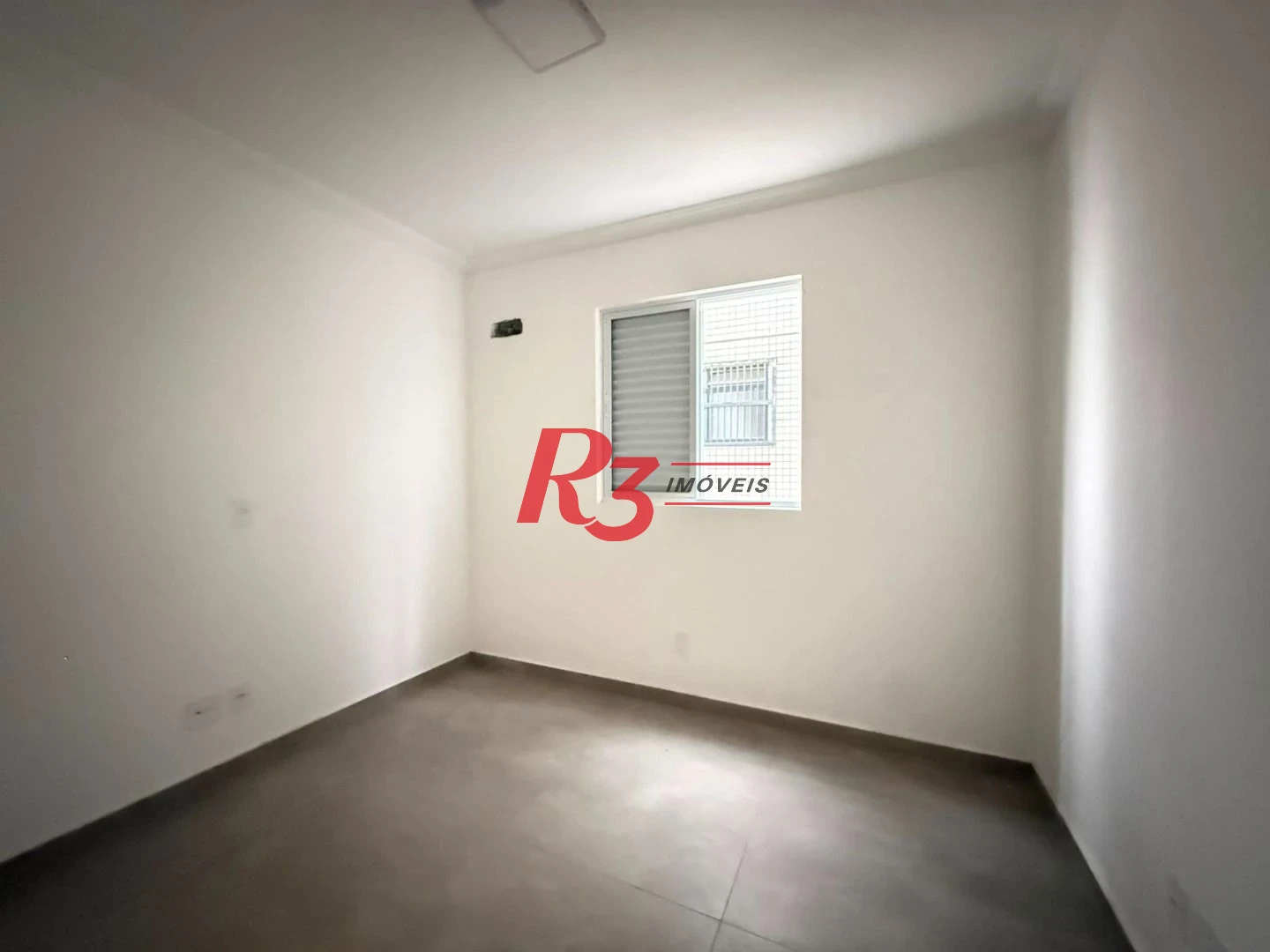 Apartamento com 2 dormitórios à venda, 65 m² por R$ 520.000,00 - Macuco - Santos/SP