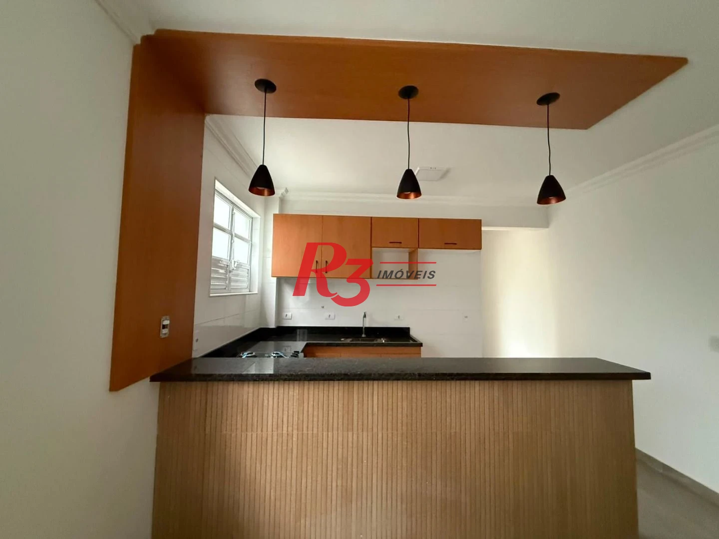 Apartamento com 2 dormitórios à venda, 70 m² por R$ 540.000,00 - Macuco - Santos/SP