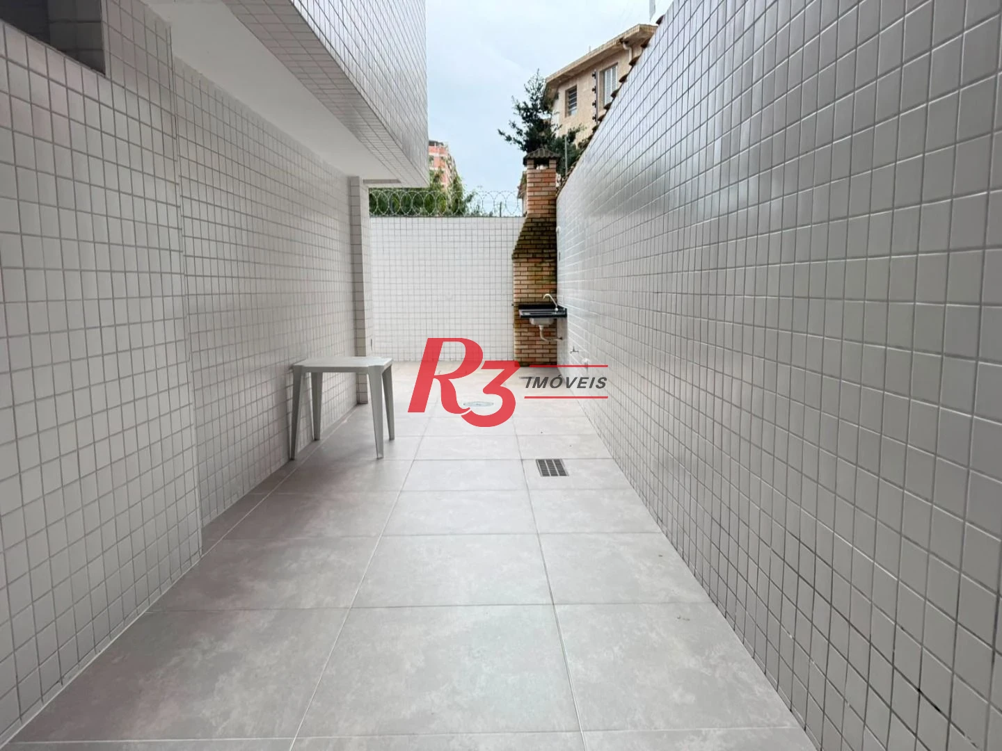 Apartamento com 2 dormitórios à venda, 70 m² por R$ 540.000,00 - Macuco - Santos/SP