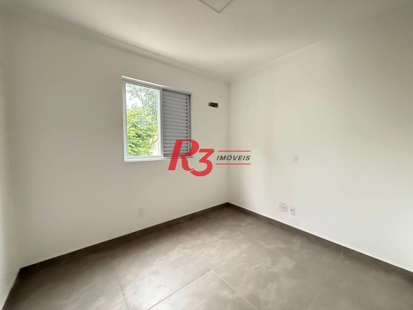 Apartamento com 2 dormitórios à venda, 70 m² por R$ 540.000,00 - Macuco - Santos/SP