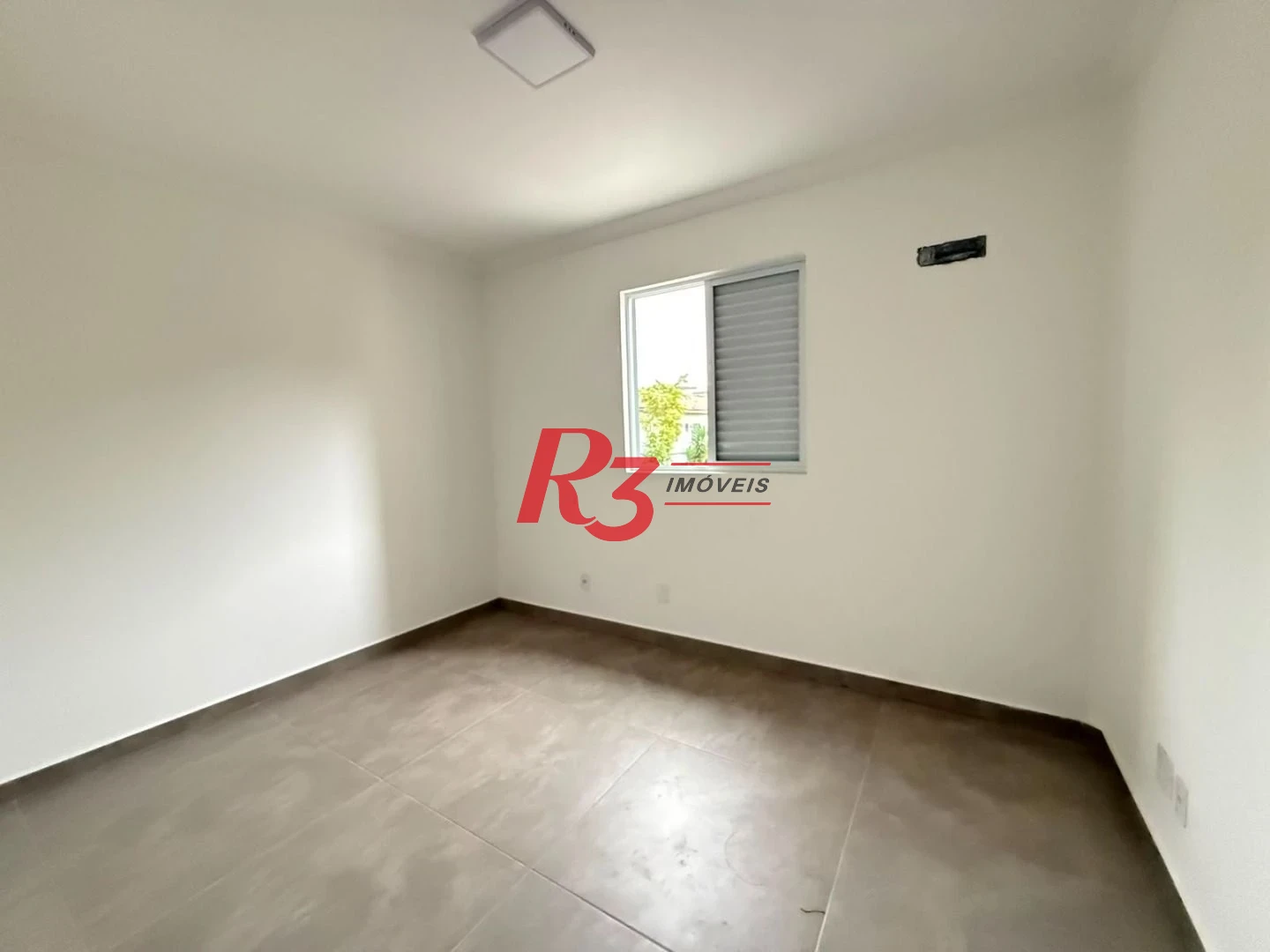 Apartamento com 2 dormitórios à venda, 70 m² por R$ 540.000,00 - Macuco - Santos/SP