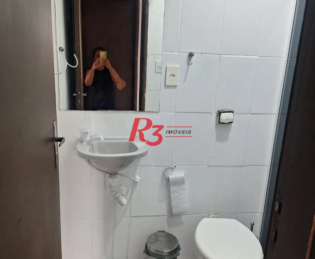 Apartamento com 2 dormitórios à venda, 58 m² por R$ 300.000,00 - Saboó - Santos/SP