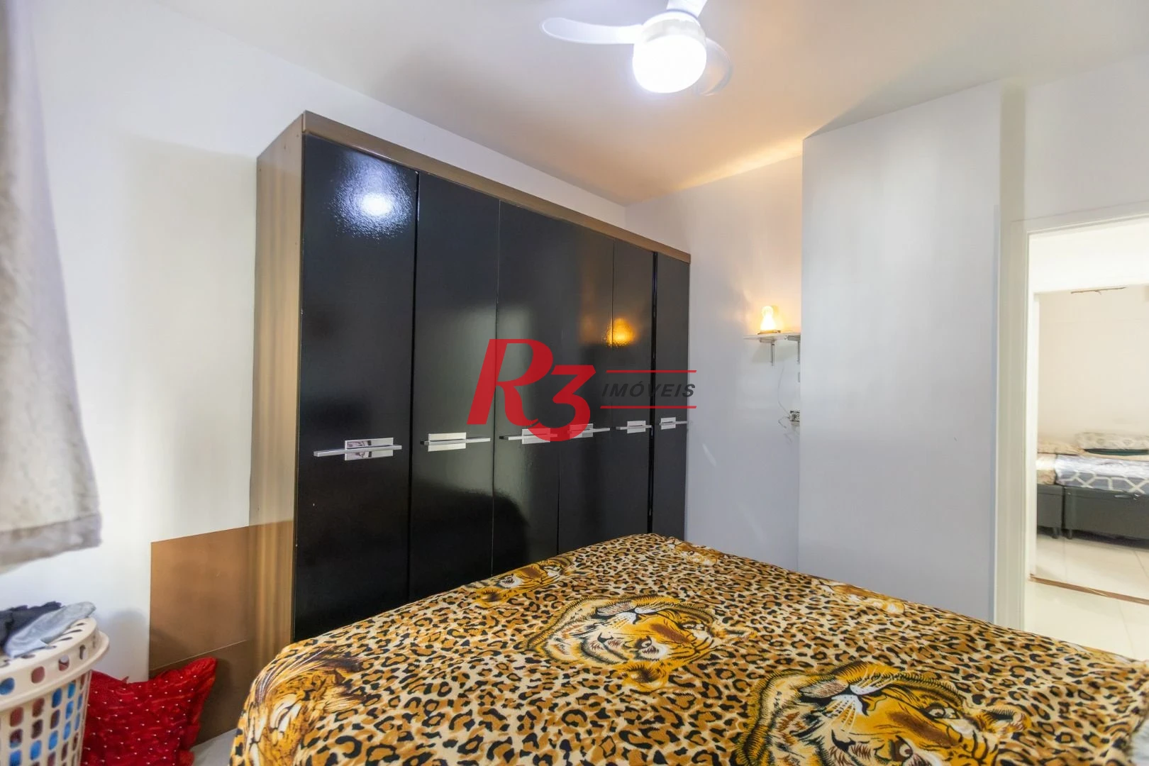 Apartamento com 2 dormitórios à venda, 74 m² por R$ 531.000,00 - Ponta da Praia - Santos/SP