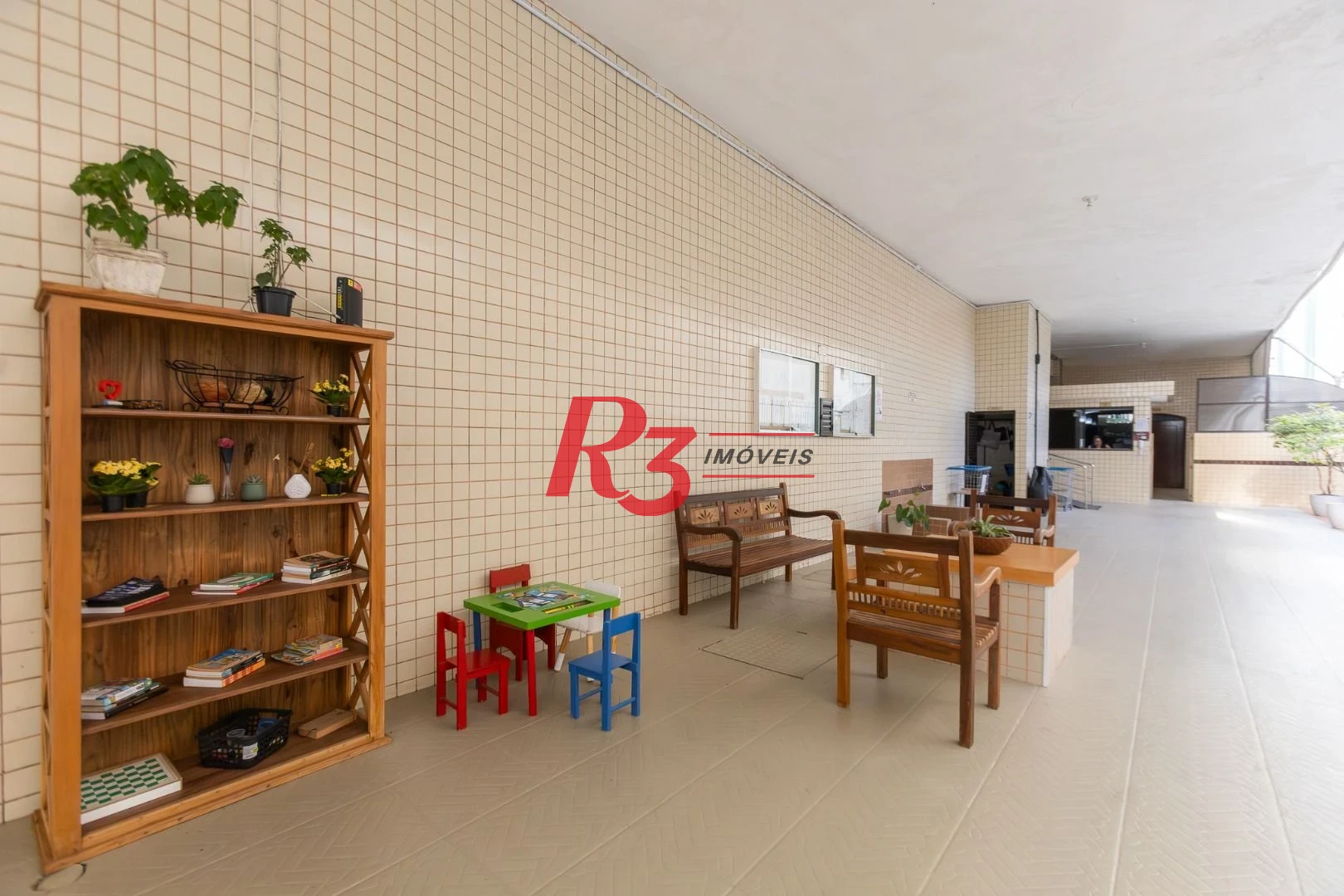 Apartamento com 2 dormitórios à venda, 74 m² por R$ 531.000,00 - Ponta da Praia - Santos/SP