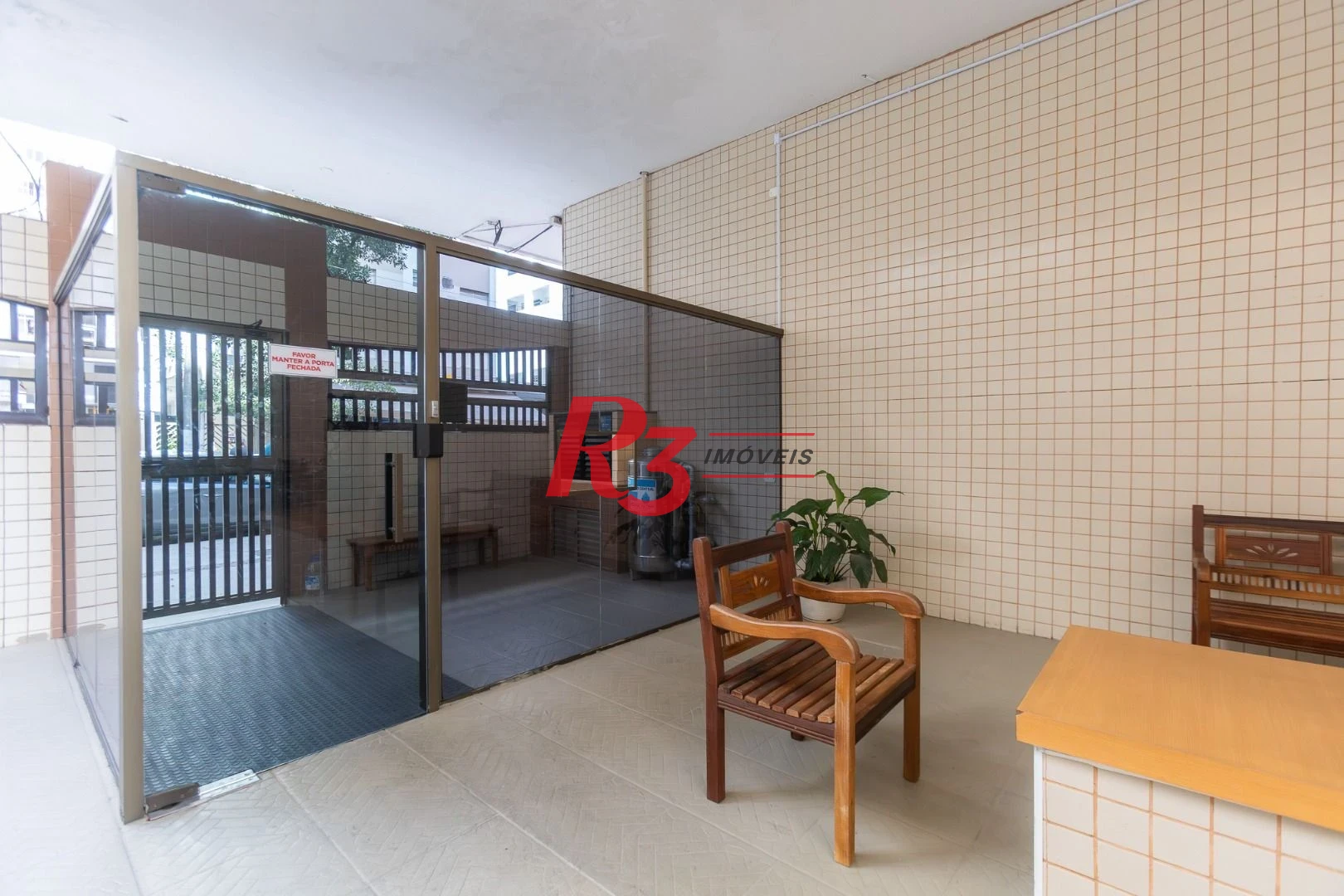 Apartamento com 2 dormitórios à venda, 74 m² por R$ 531.000,00 - Ponta da Praia - Santos/SP