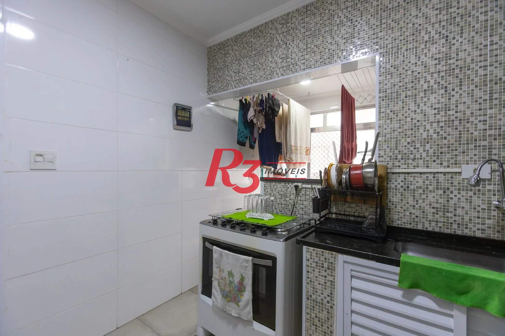 Apartamento com 2 dormitórios à venda, 74 m² por R$ 531.000,00 - Ponta da Praia - Santos/SP