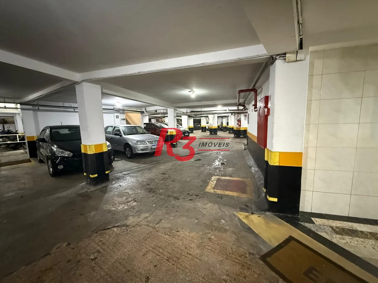Apartamento com 2 dormitórios à venda, 95 m² por R$ 450.000,00 - José Menino - Santos/SP