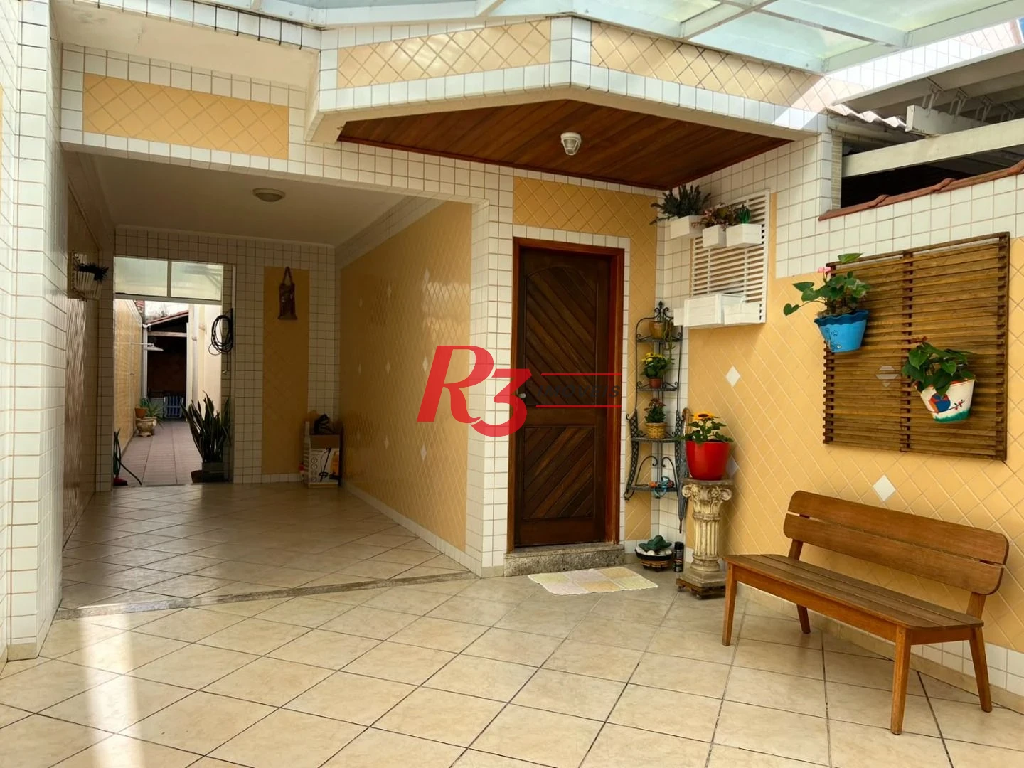Sobrado com 3 dormitórios à venda, 164 m² por R$ 1.125.000,00 - Marapé - Santos/SP