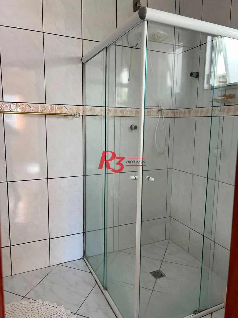 Sobrado com 3 dormitórios à venda, 164 m² por R$ 1.125.000,00 - Marapé - Santos/SP