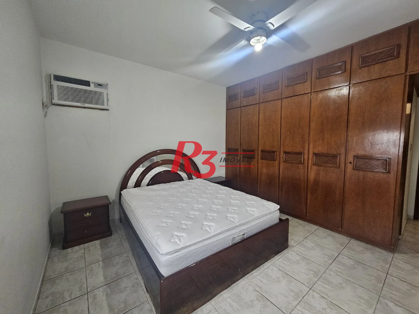 Cobertura com 4 dormitórios à venda, 380 m² por R$ 4.500.000,00 - Pompéia - Santos/SP