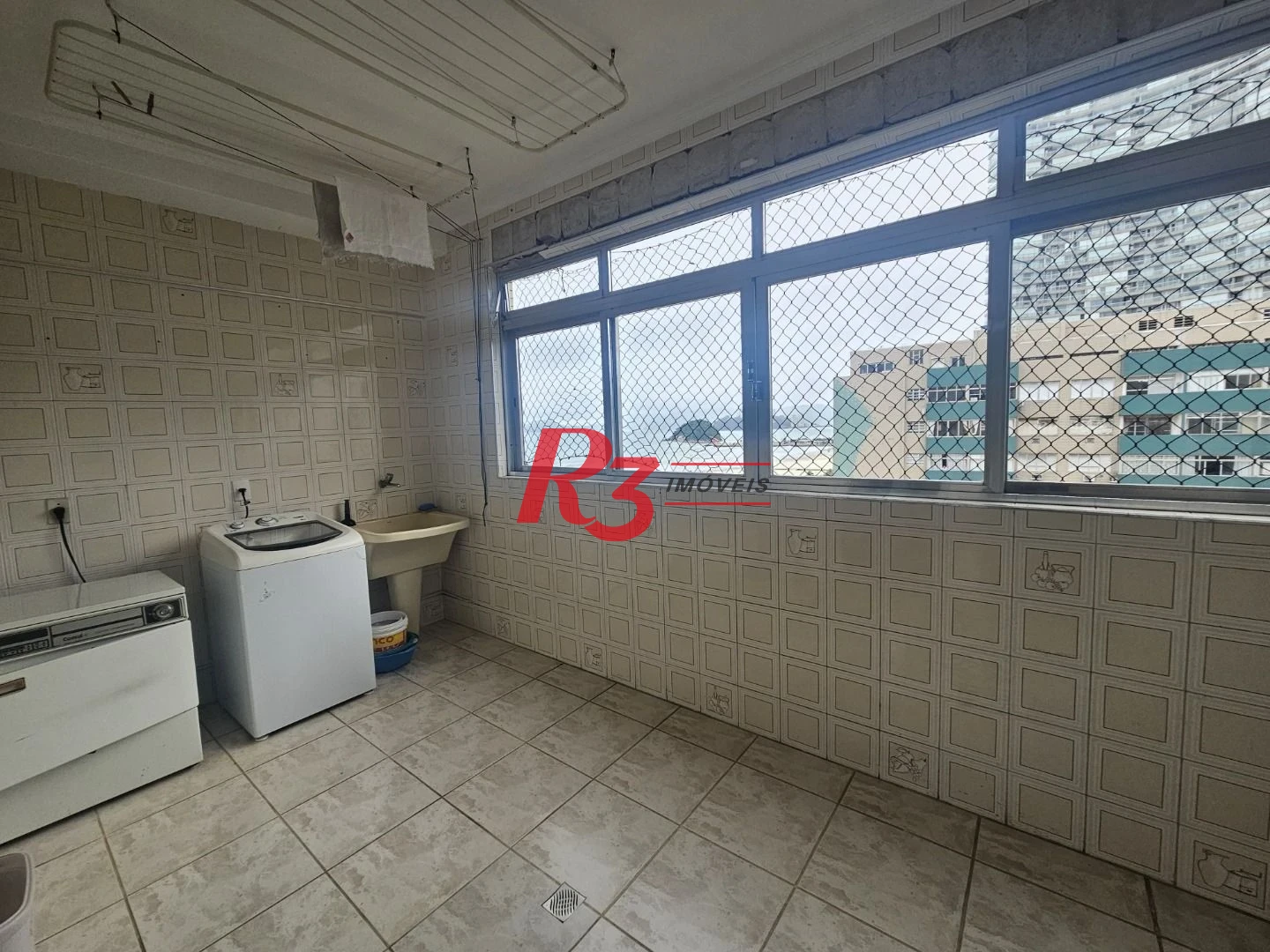 Cobertura com 4 dormitórios à venda, 380 m² por R$ 4.500.000,00 - Pompéia - Santos/SP