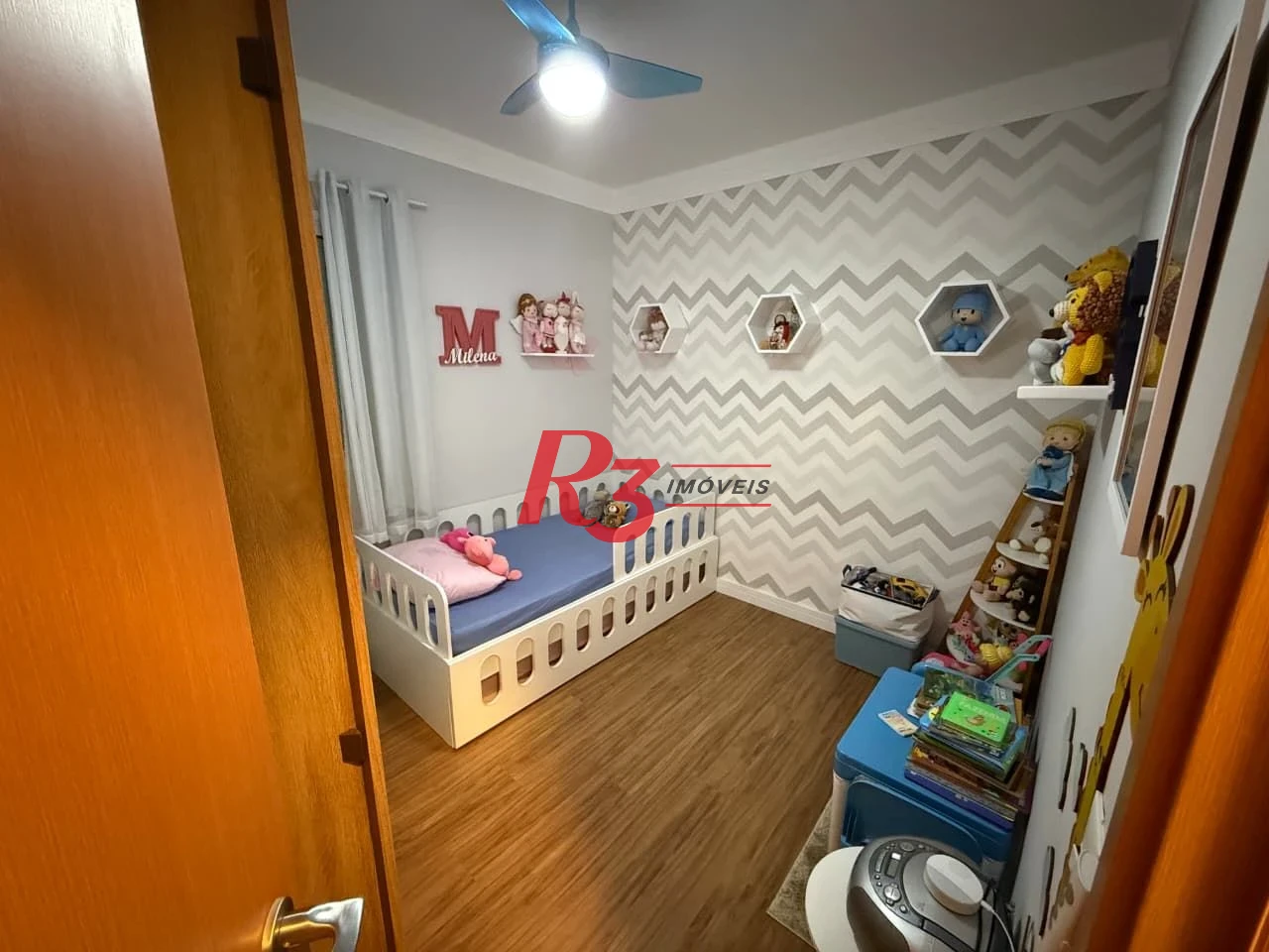 Apartamento com 2 dormitórios à venda, 74 m² por R$ 1.100.000,00 - Gonzaga - Santos/SP