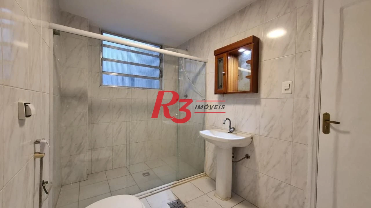 Apartamento com 2 dormitórios para alugar, 70 m² por R$ 3.000,00/mês - Vila Matias - Santos/SP