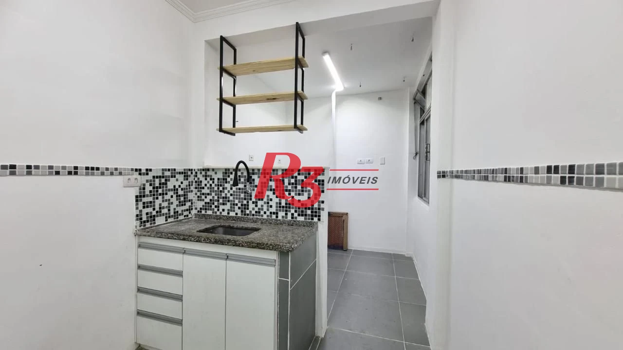 Apartamento com 2 dormitórios para alugar, 70 m² por R$ 3.000,00/mês - Vila Matias - Santos/SP