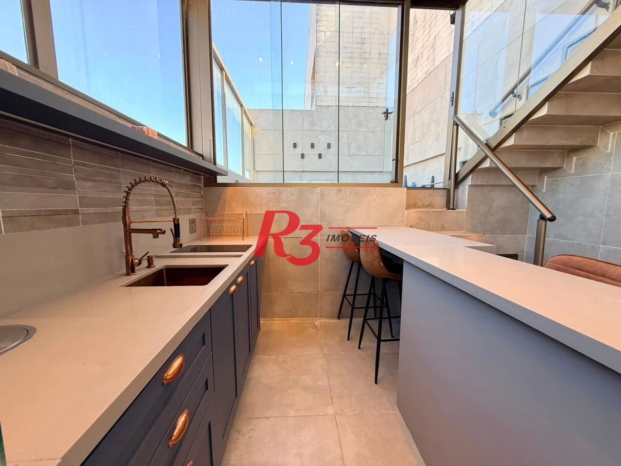 Cobertura com 3 dormitórios à venda, 175 m² por R$ 2.650.000 - Boqueirão - Santos/SP