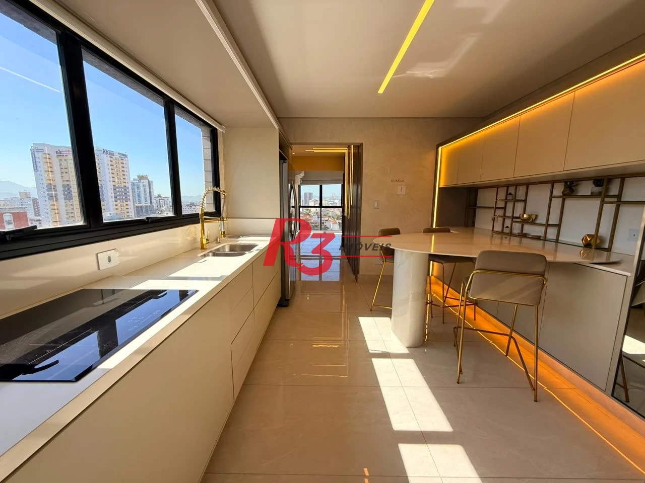 Cobertura com 3 dormitórios à venda, 175 m² por R$ 2.650.000 - Boqueirão - Santos/SP