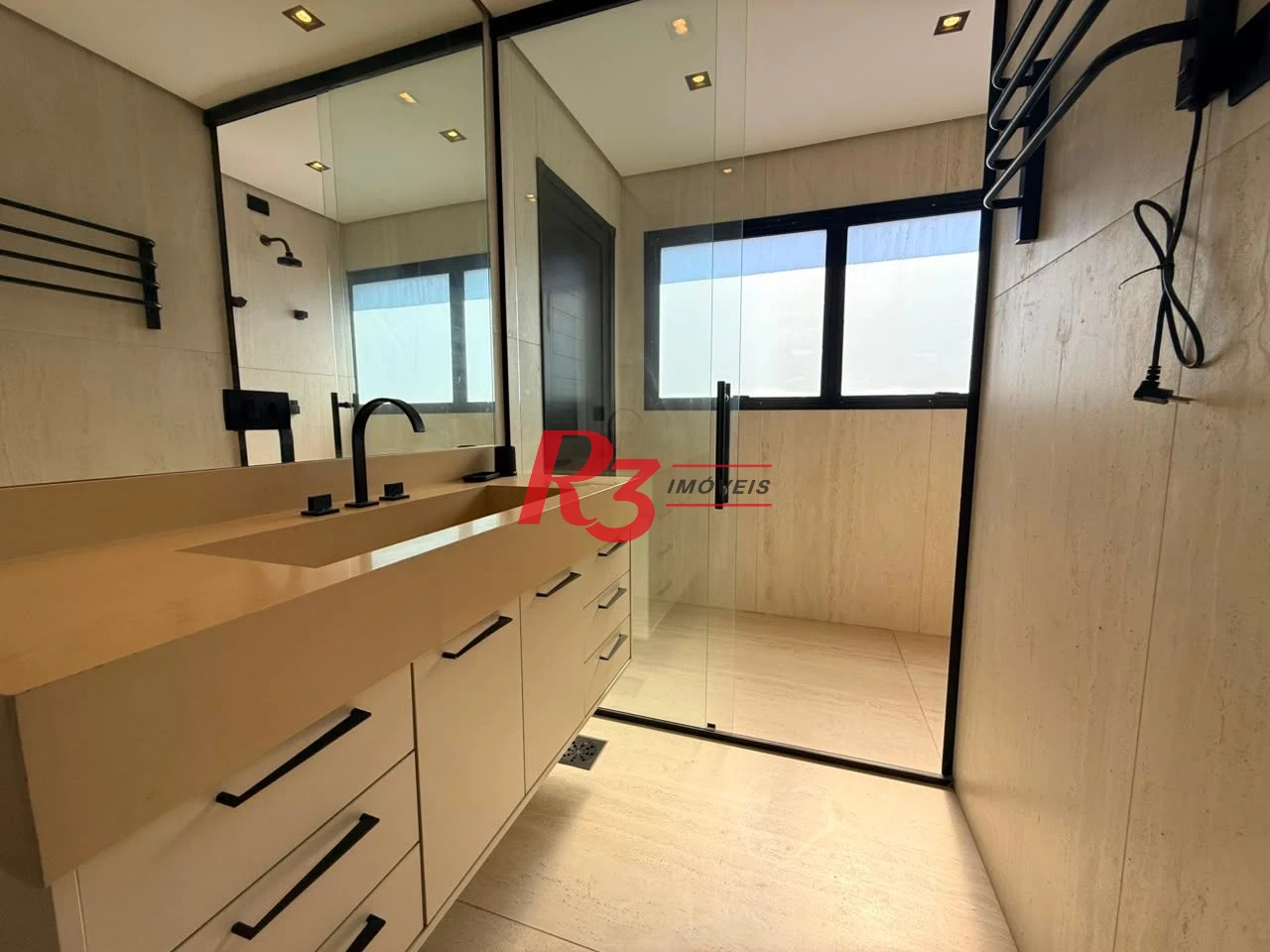 Cobertura com 3 dormitórios à venda, 175 m² por R$ 2.650.000 - Boqueirão - Santos/SP
