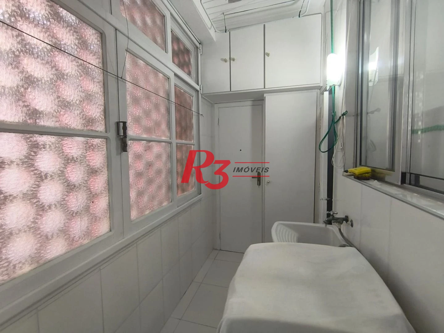 Apartamento para alugar, 115 m² por R$ 9.000,00/mês - Boqueirão - Santos/SP