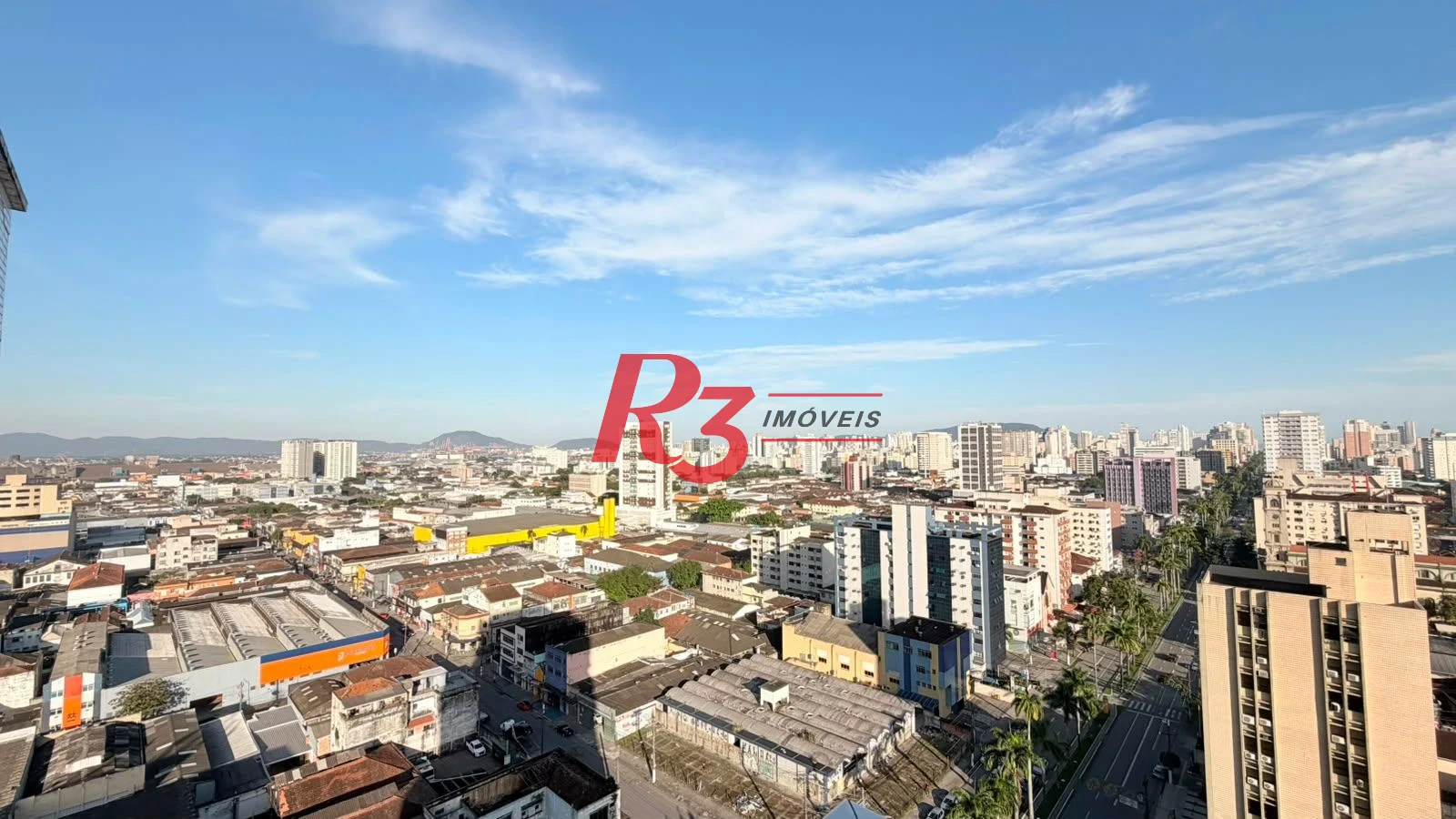 Apartamento com 2 dormitórios à venda, 54 m² por R$ 640.000,00 - Vila Matias - Santos/SP