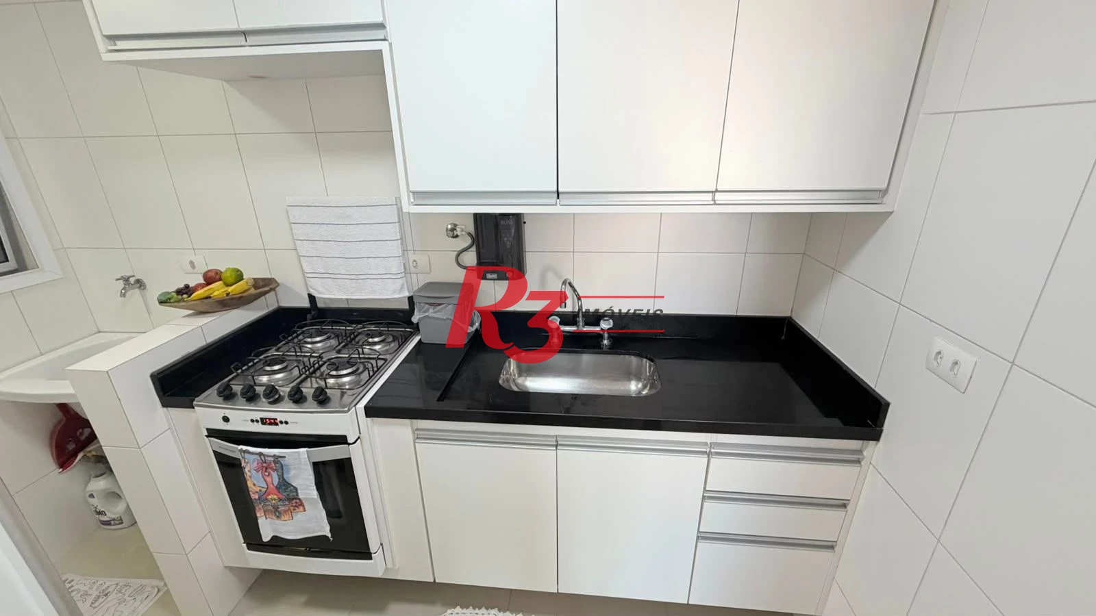 Apartamento com 2 dormitórios à venda, 54 m² por R$ 640.000,00 - Vila Matias - Santos/SP