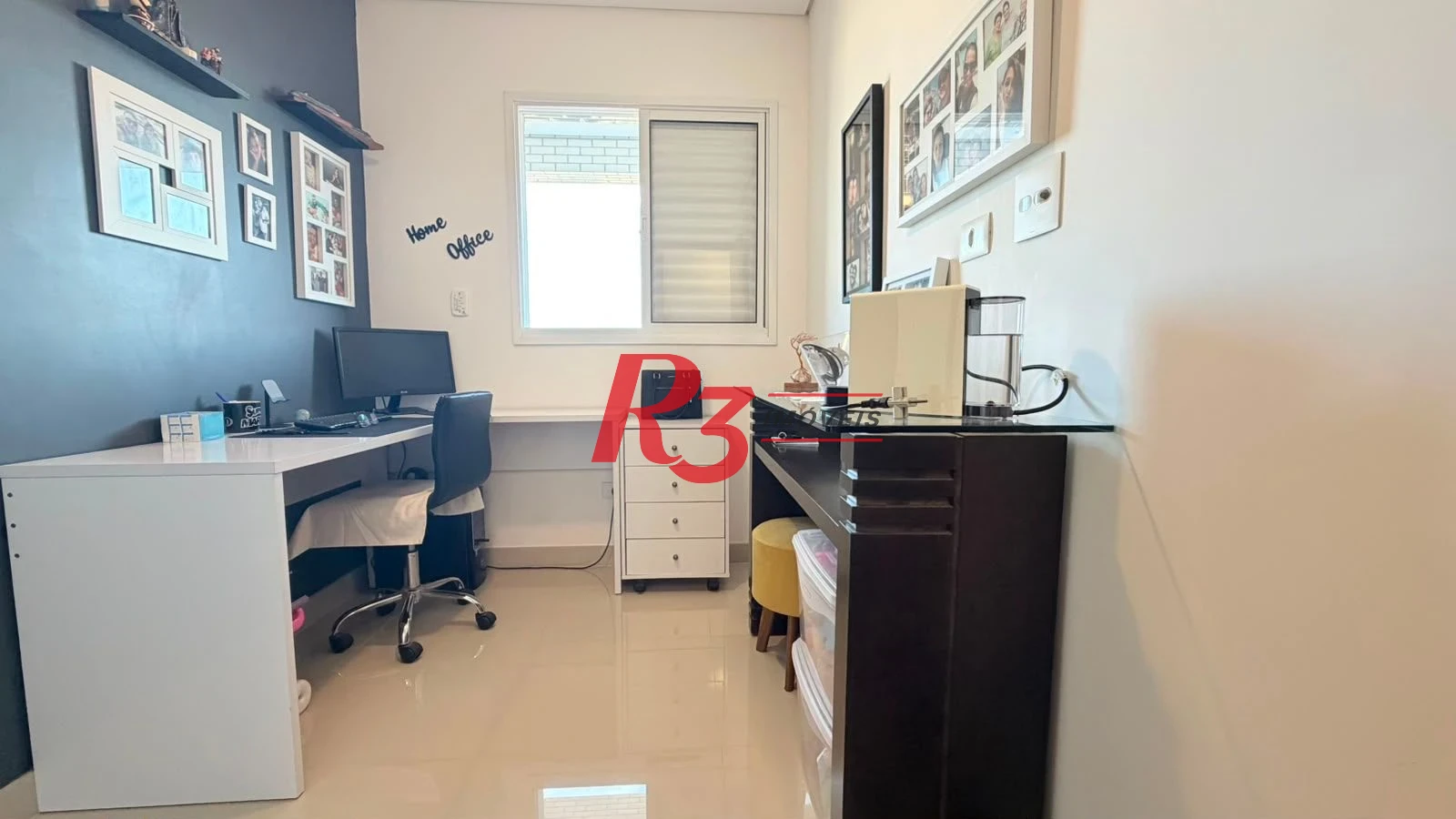 Apartamento com 2 dormitórios à venda, 54 m² por R$ 640.000,00 - Vila Matias - Santos/SP