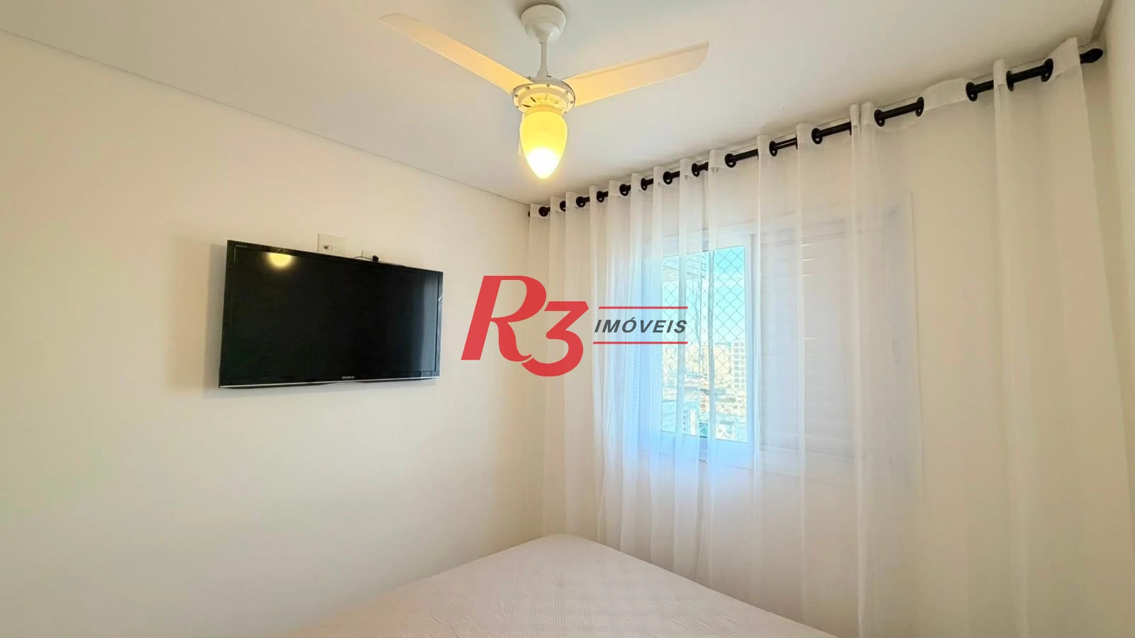 Apartamento com 2 dormitórios à venda, 54 m² por R$ 640.000,00 - Vila Matias - Santos/SP