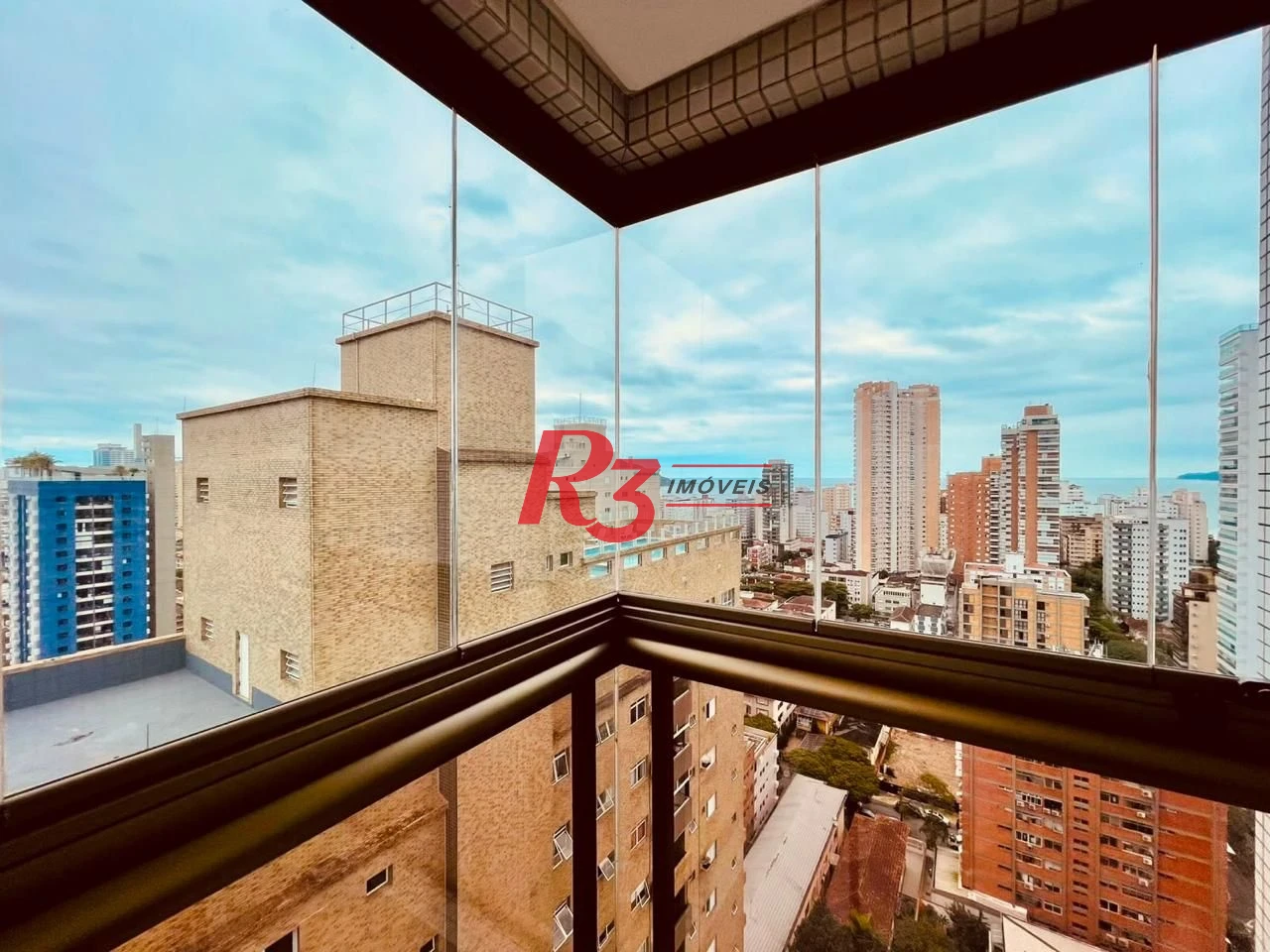 Apartamento com 3 dormitórios à venda, 171 m² por R$ 3.000.000,00 - Embaré - Santos/SP