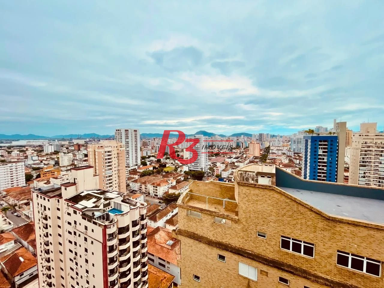 Apartamento com 3 dormitórios à venda, 171 m² por R$ 3.000.000,00 - Embaré - Santos/SP