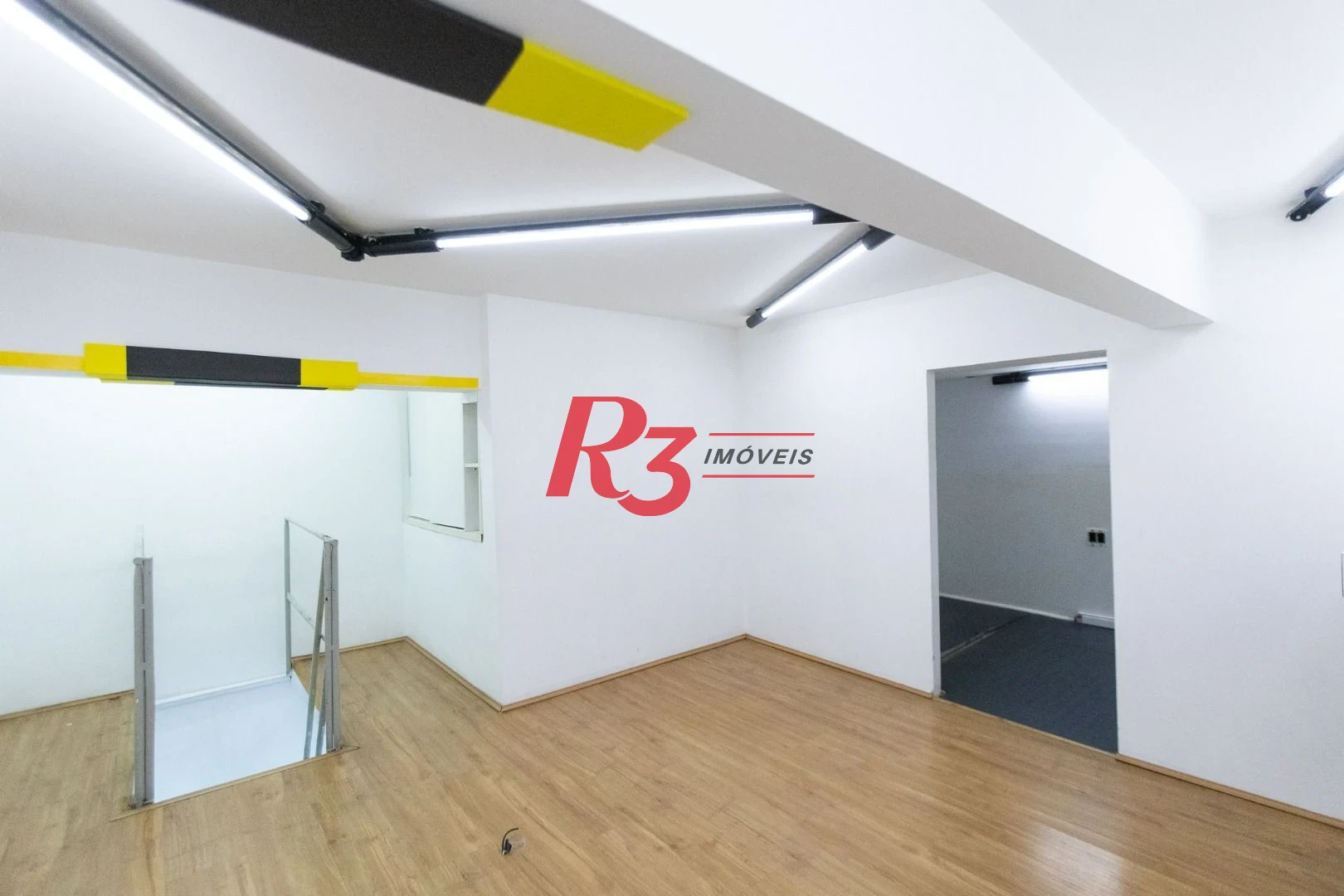 Loja para alugar, 75 m² por R$ 5.500,00/mês - Centro - Santos/SP