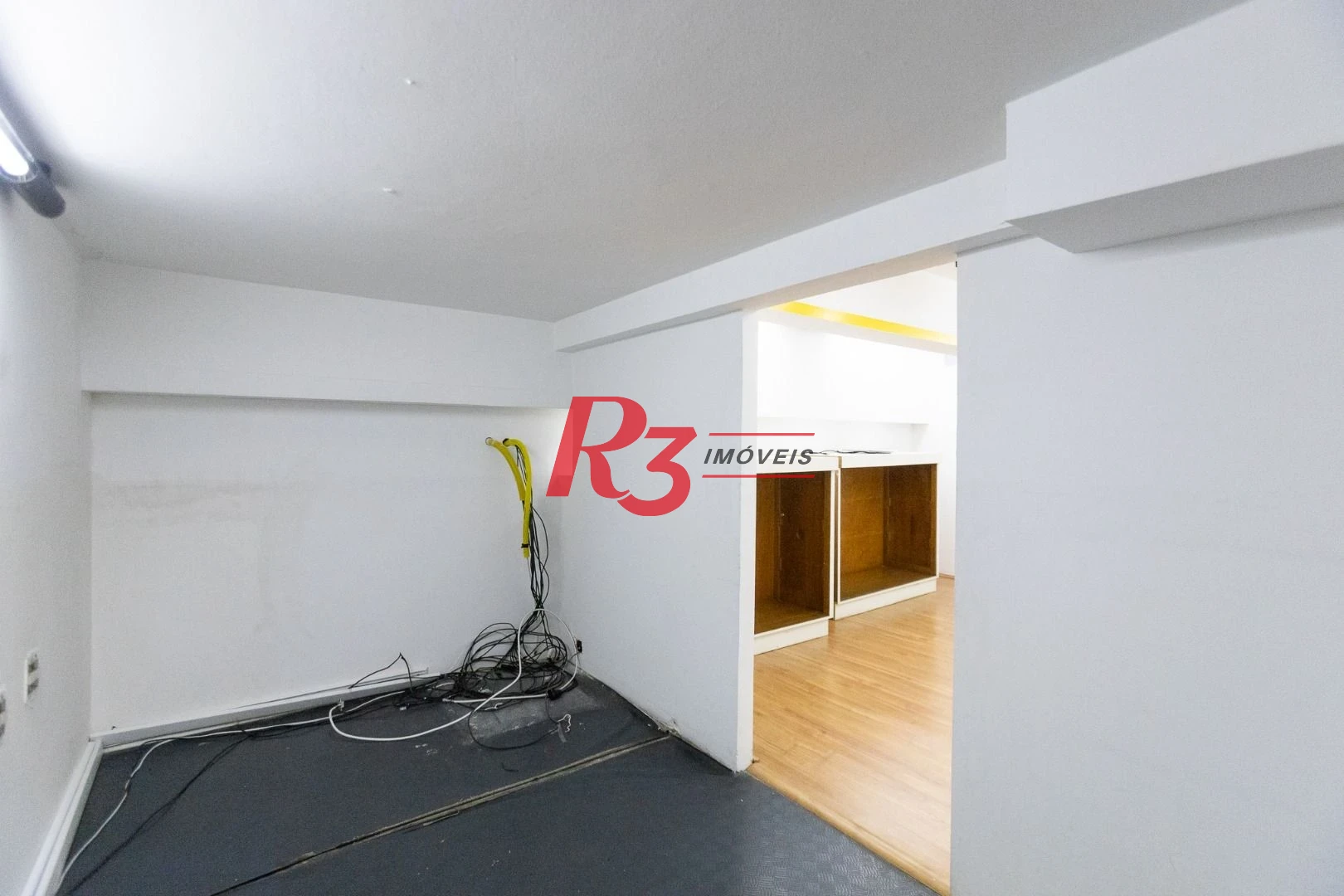 Loja para alugar, 75 m² por R$ 5.500,00/mês - Centro - Santos/SP