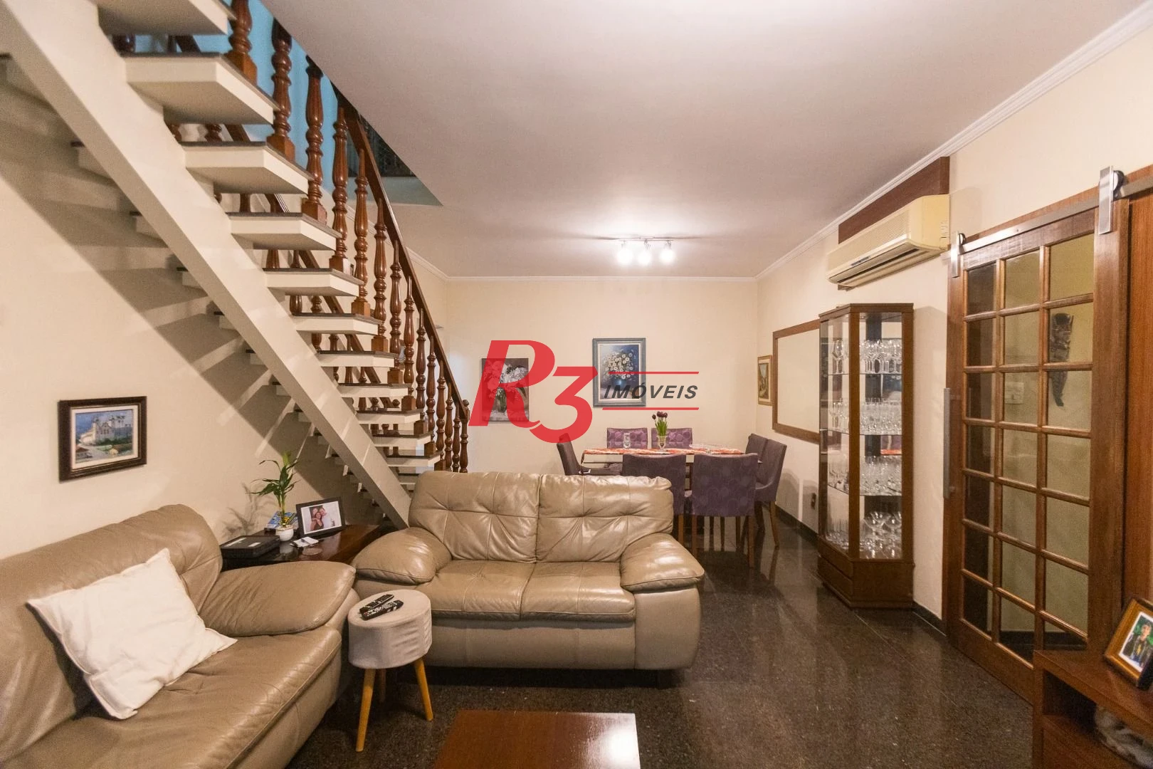 Cobertura com 3 dormitórios à venda, 270 m² por R$ 1.650.000,00 - Ponta da Praia - Santos/SP
