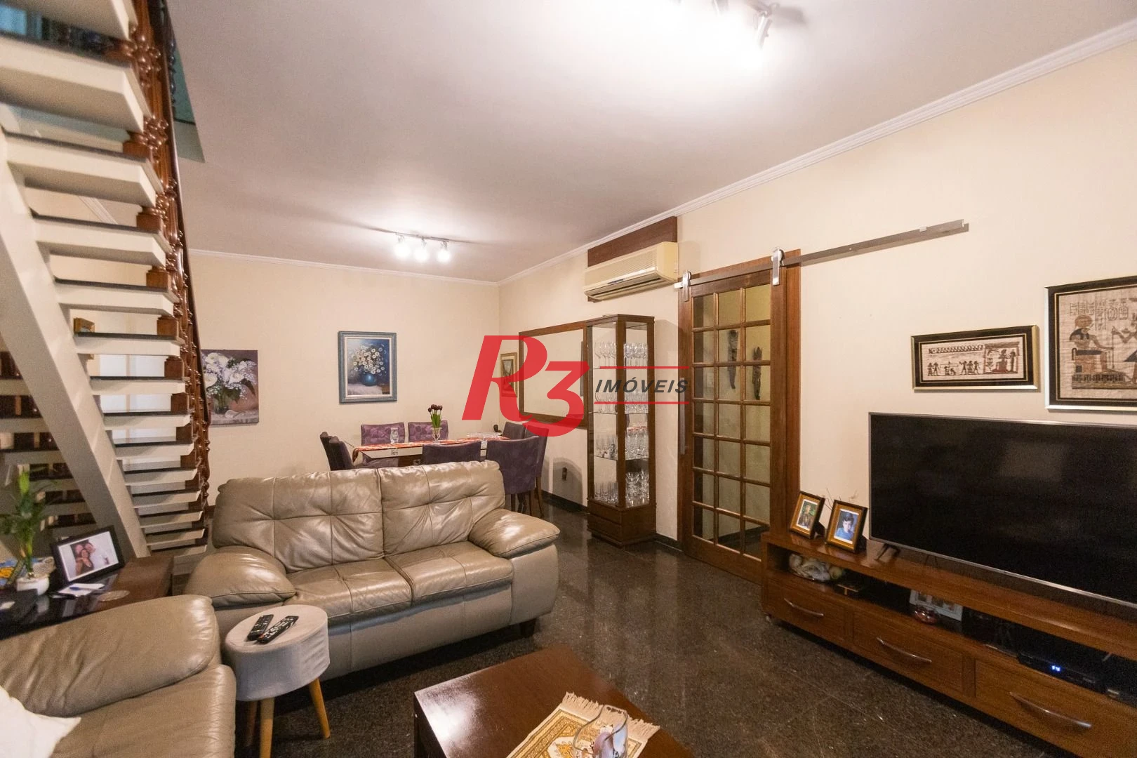 Cobertura com 3 dormitórios à venda, 270 m² por R$ 1.650.000,00 - Ponta da Praia - Santos/SP
