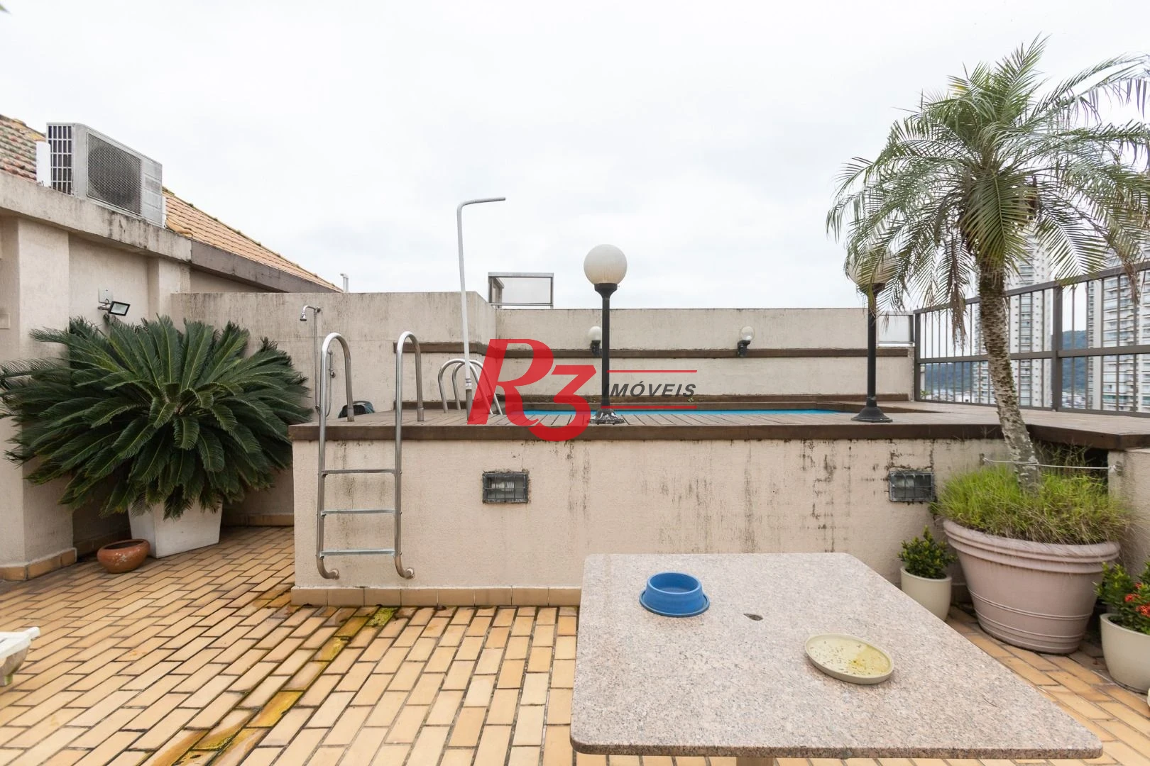 Cobertura com 3 dormitórios à venda, 270 m² por R$ 1.650.000,00 - Ponta da Praia - Santos/SP