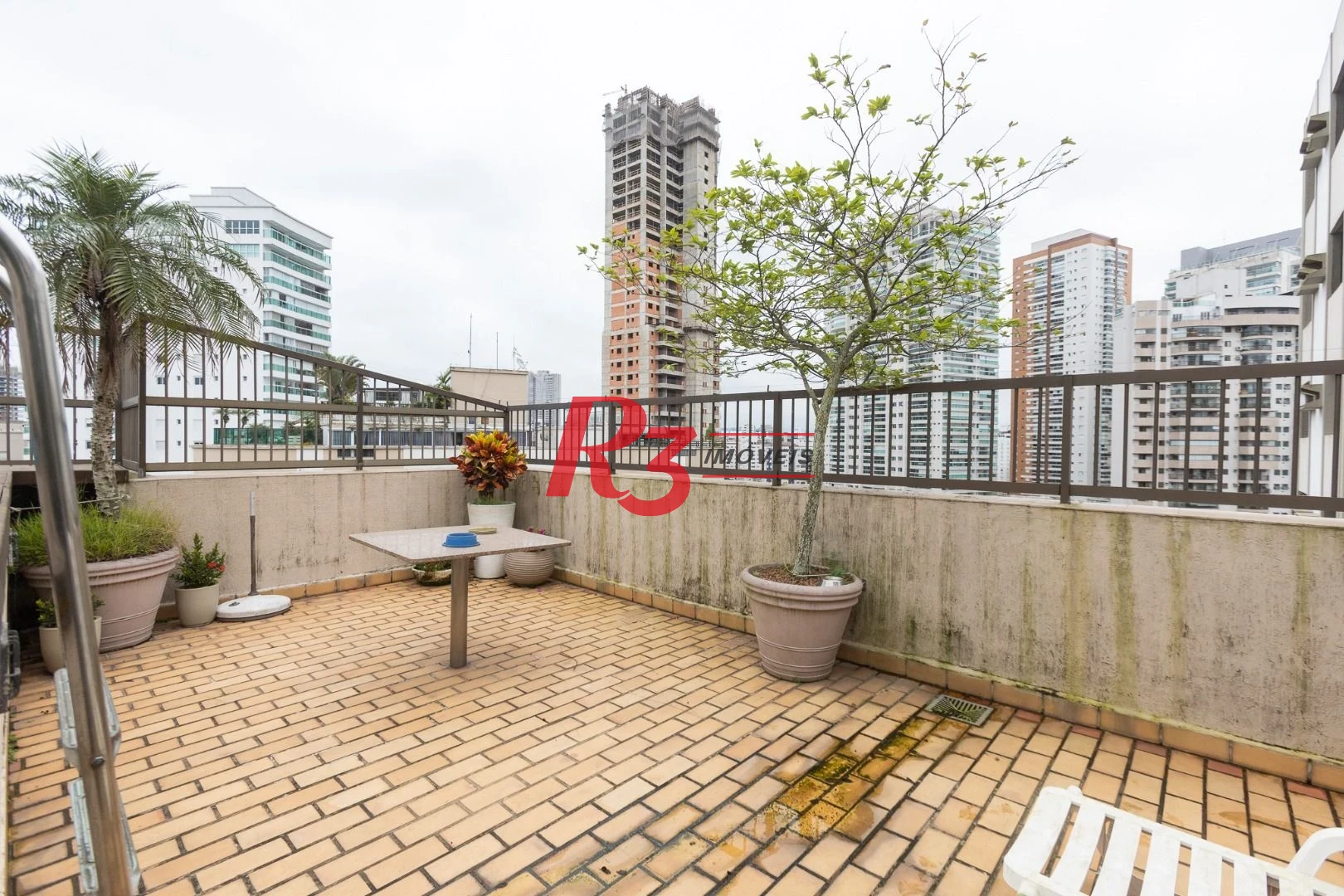 Cobertura com 3 dormitórios à venda, 270 m² por R$ 1.650.000,00 - Ponta da Praia - Santos/SP