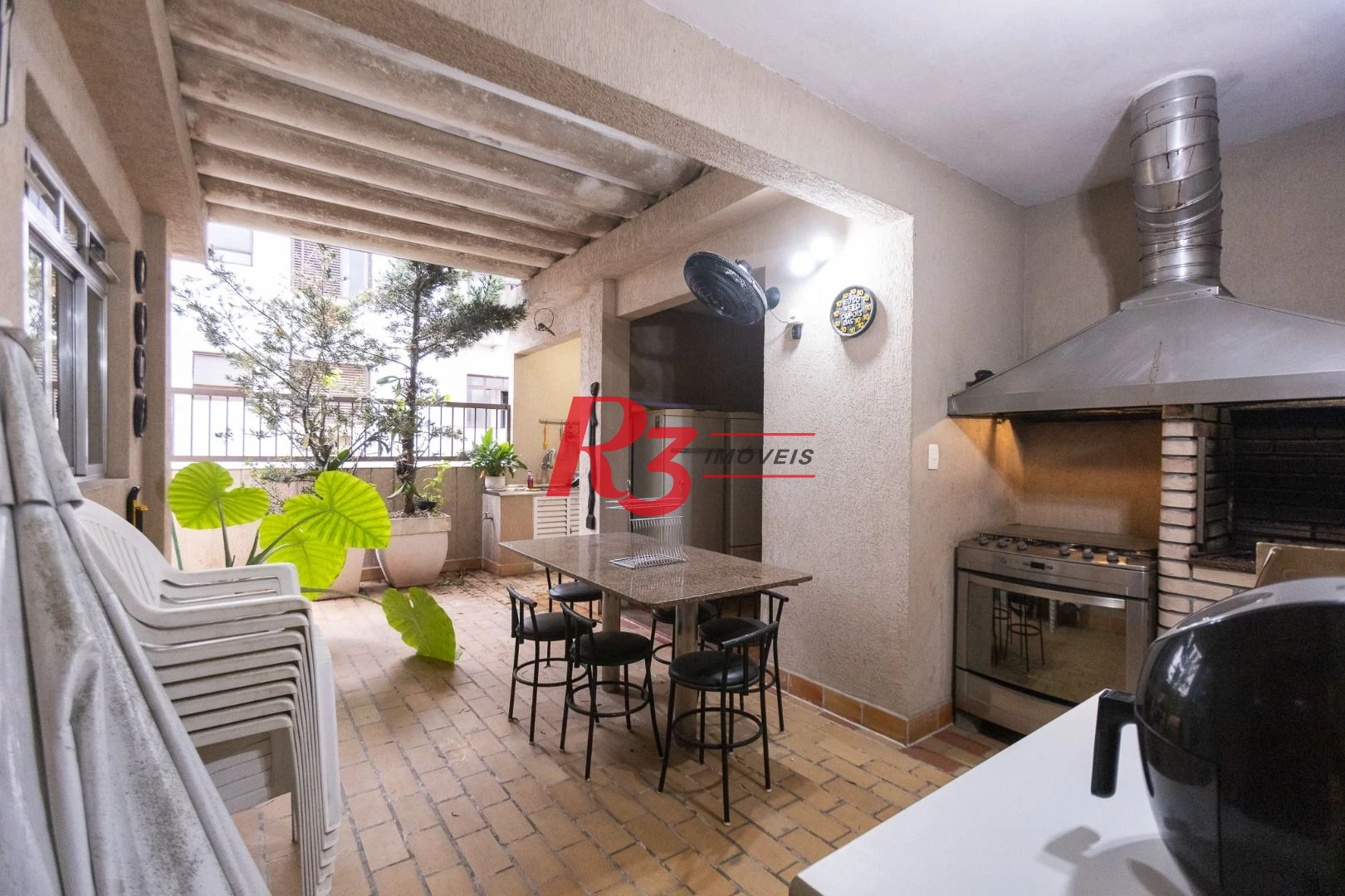 Cobertura com 3 dormitórios à venda, 270 m² por R$ 1.650.000,00 - Ponta da Praia - Santos/SP