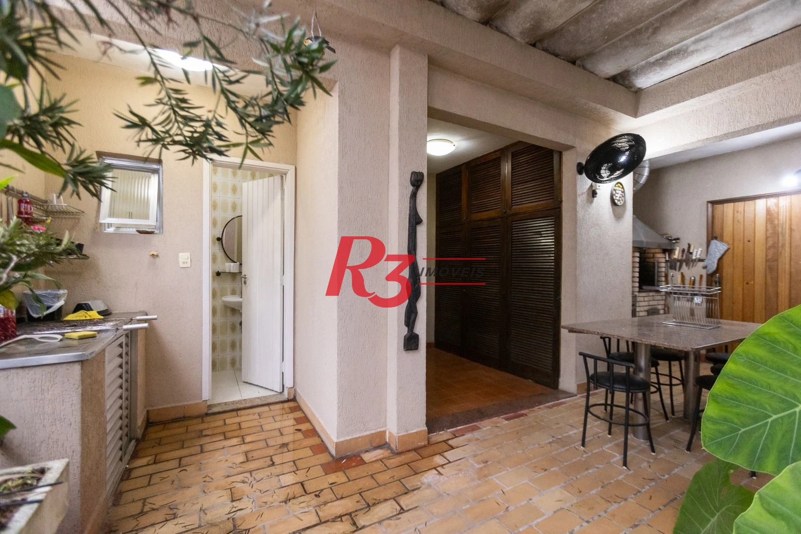 Cobertura com 3 dormitórios à venda, 270 m² por R$ 1.650.000,00 - Ponta da Praia - Santos/SP