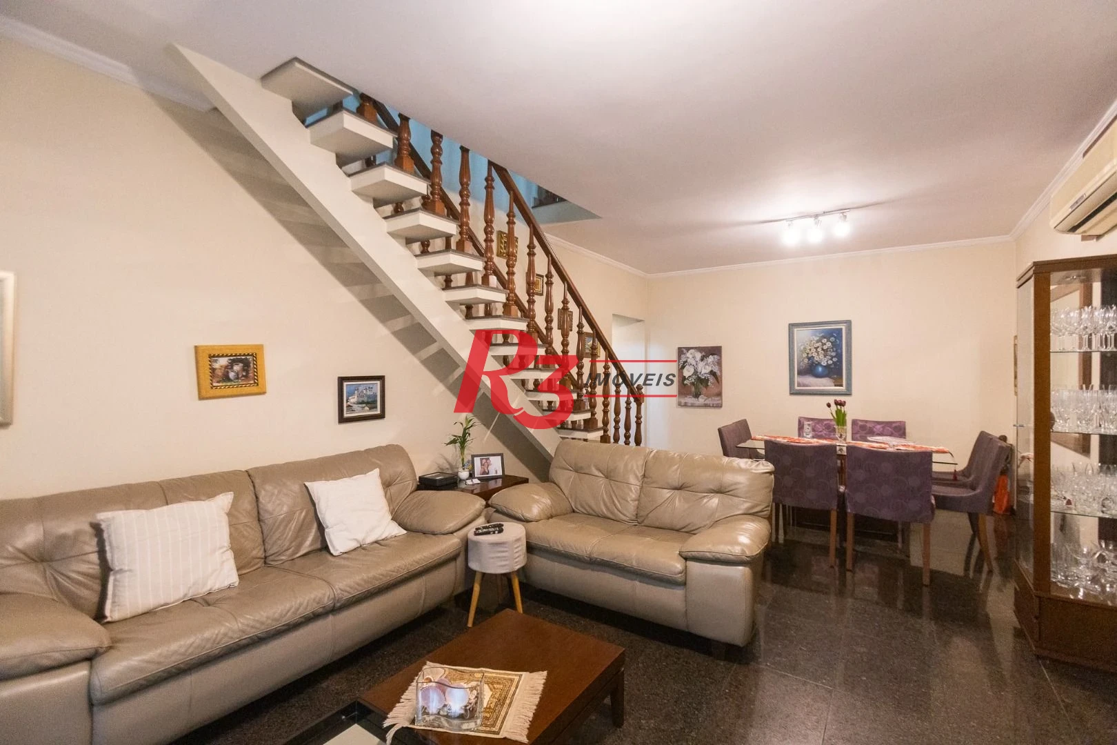 Cobertura com 3 dormitórios à venda, 270 m² por R$ 1.650.000,00 - Ponta da Praia - Santos/SP