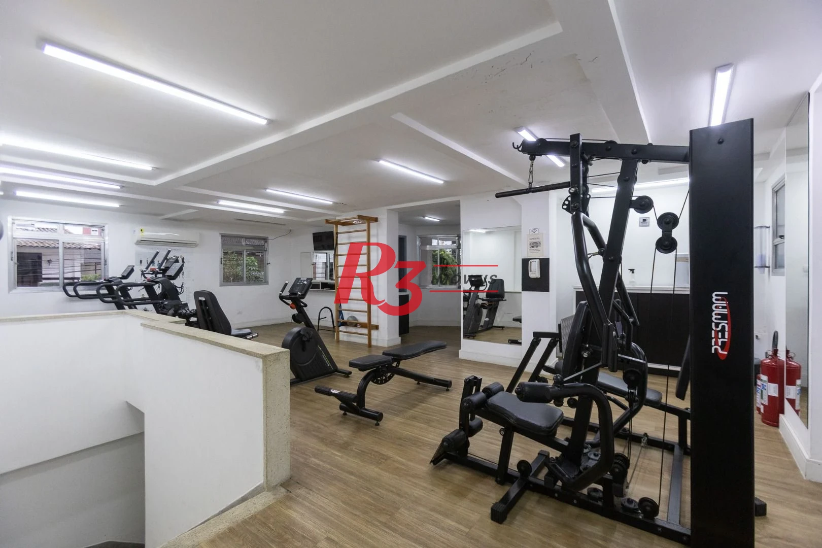 Cobertura com 3 dormitórios à venda, 270 m² por R$ 1.650.000,00 - Ponta da Praia - Santos/SP