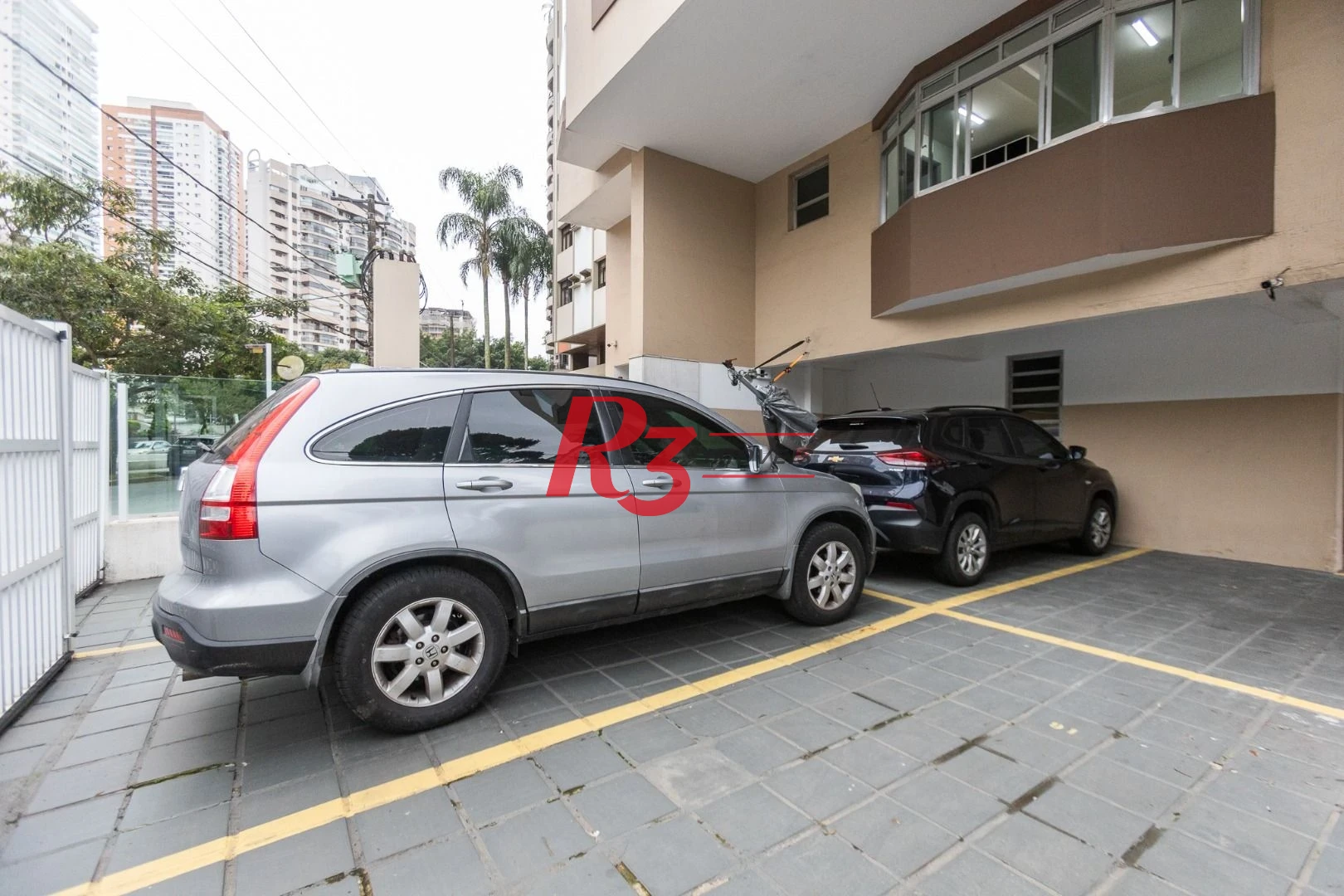 Cobertura com 3 dormitórios à venda, 270 m² por R$ 1.650.000,00 - Ponta da Praia - Santos/SP