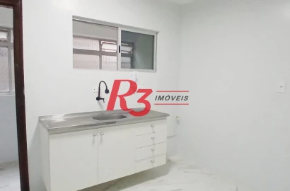 Apartamento com 2 dormitórios à venda, 64 m² por R$ 469.000,00 - Aparecida - Santos/SP