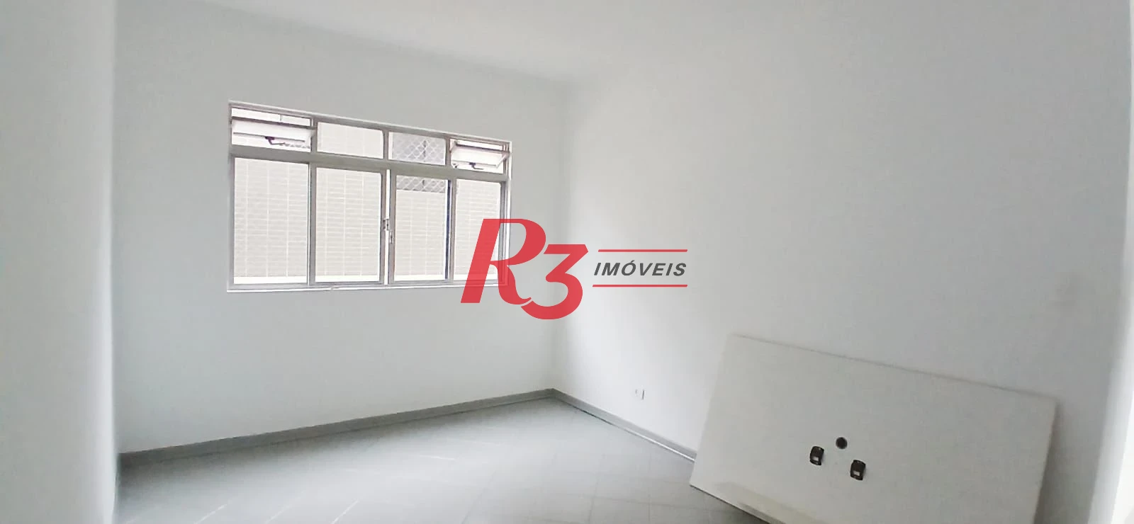 Apartamento com 2 dormitórios à venda, 64 m² por R$ 469.000,00 - Aparecida - Santos/SP