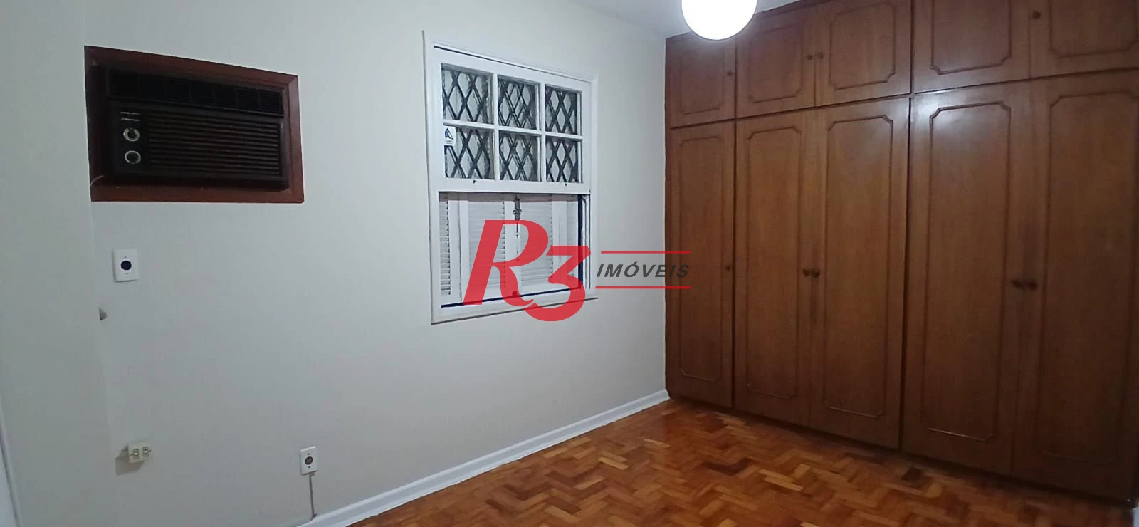 Casa com 2 dormitórios para alugar, 170 m² por R$ 5.500,02/mês - Ponta da Praia - Santos/SP