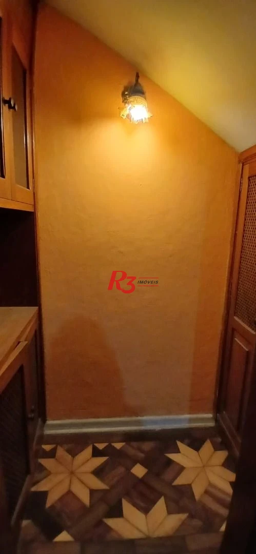 Casa com 2 dormitórios para alugar, 170 m² por R$ 5.500,02/mês - Ponta da Praia - Santos/SP