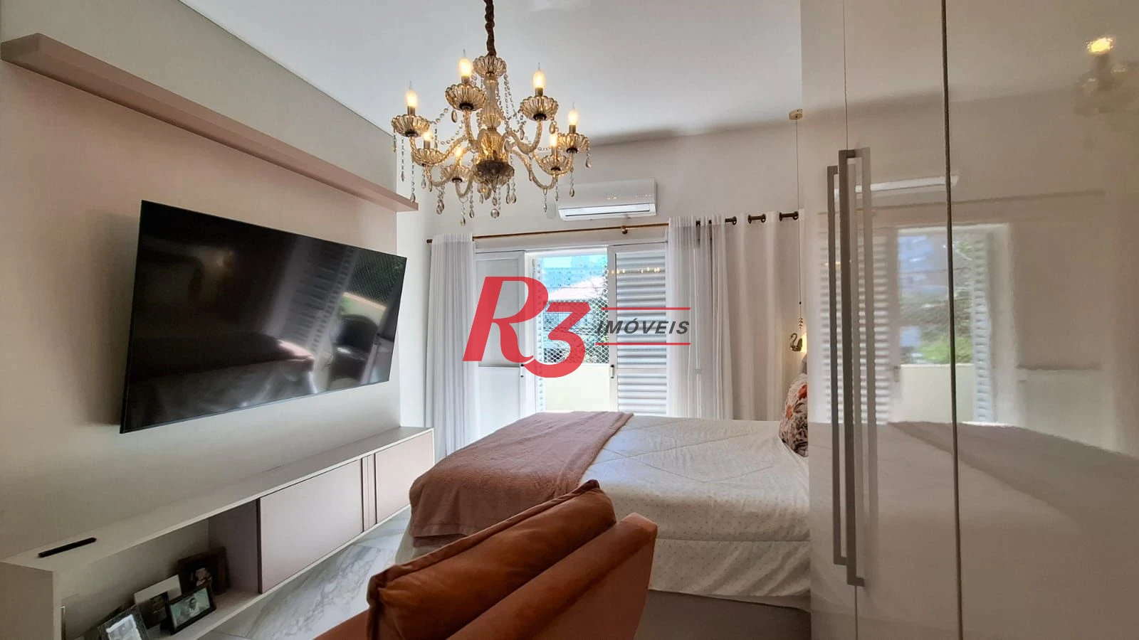 Apartamento com 3 dormitórios à venda, 103 m² por R$ 700.000,00 - Campo Grande - Santos/SP